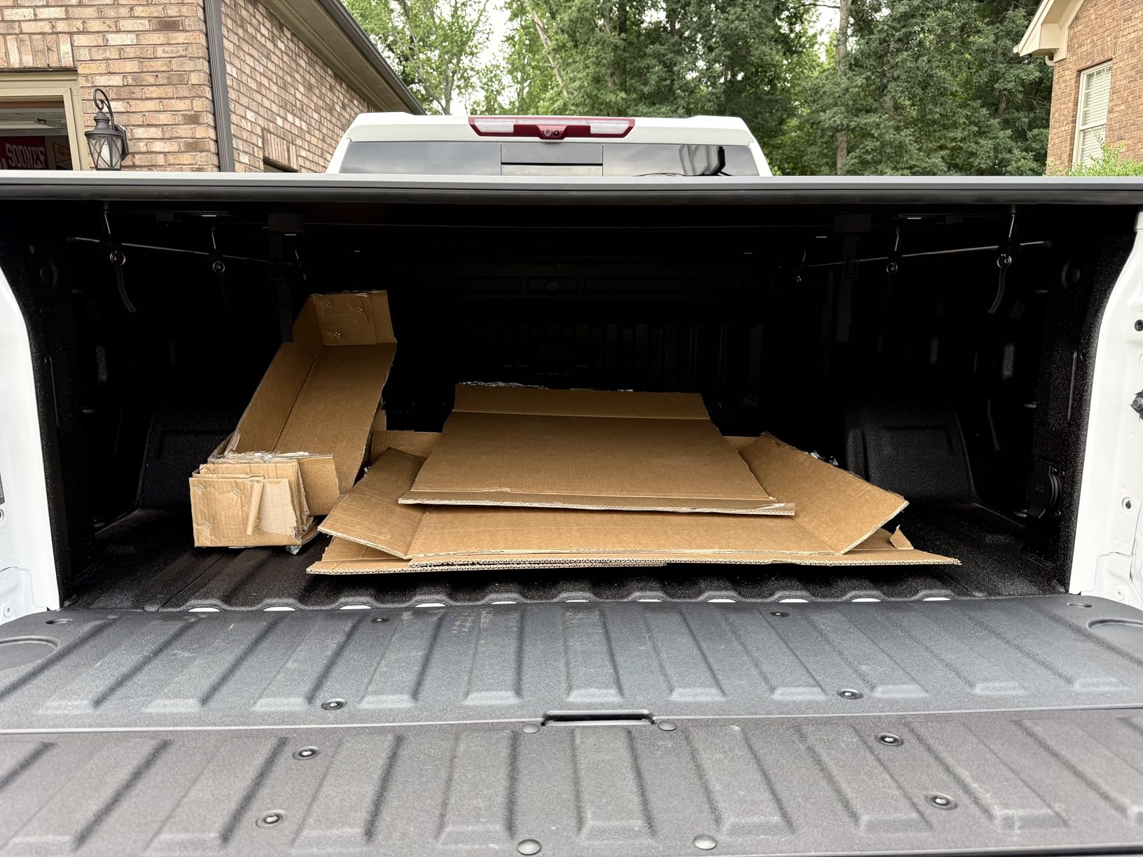Hard Folding Truck Bed Tonneau Cover Compatiable with Chevy Silverado & GMC Sierra 1500(2007-2026) 5.8 FT Short Box(NO CarbonPro Bed), Tri Fold Style customer photo 2