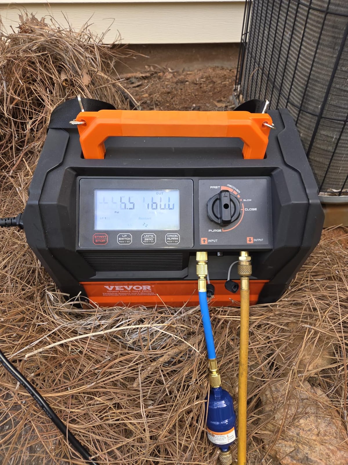 VEVOR Refrigerant Recovery Machine, 1 HP Dual Cylinder Portable AC Recovery Machine with 3000rpm Brushless Motor customer photo 2