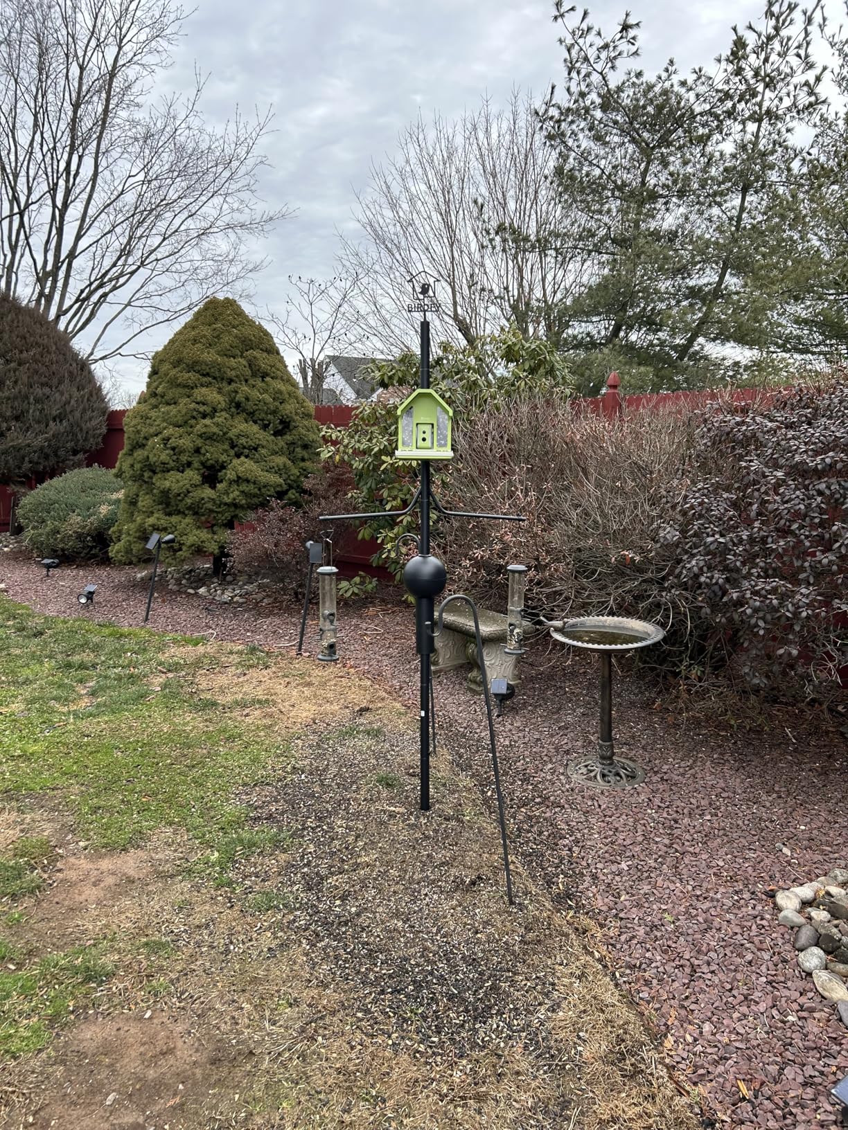 NETVUE by Birdfy Bird Feeder Pole with Effective Squirrel Baffle, 108 Inch Rust-Proof Pole Kit, 8 Adjustable Hooks for Outdoor Wild Bird Feeder, Bath, House Hanging & Mounting customer photo 1