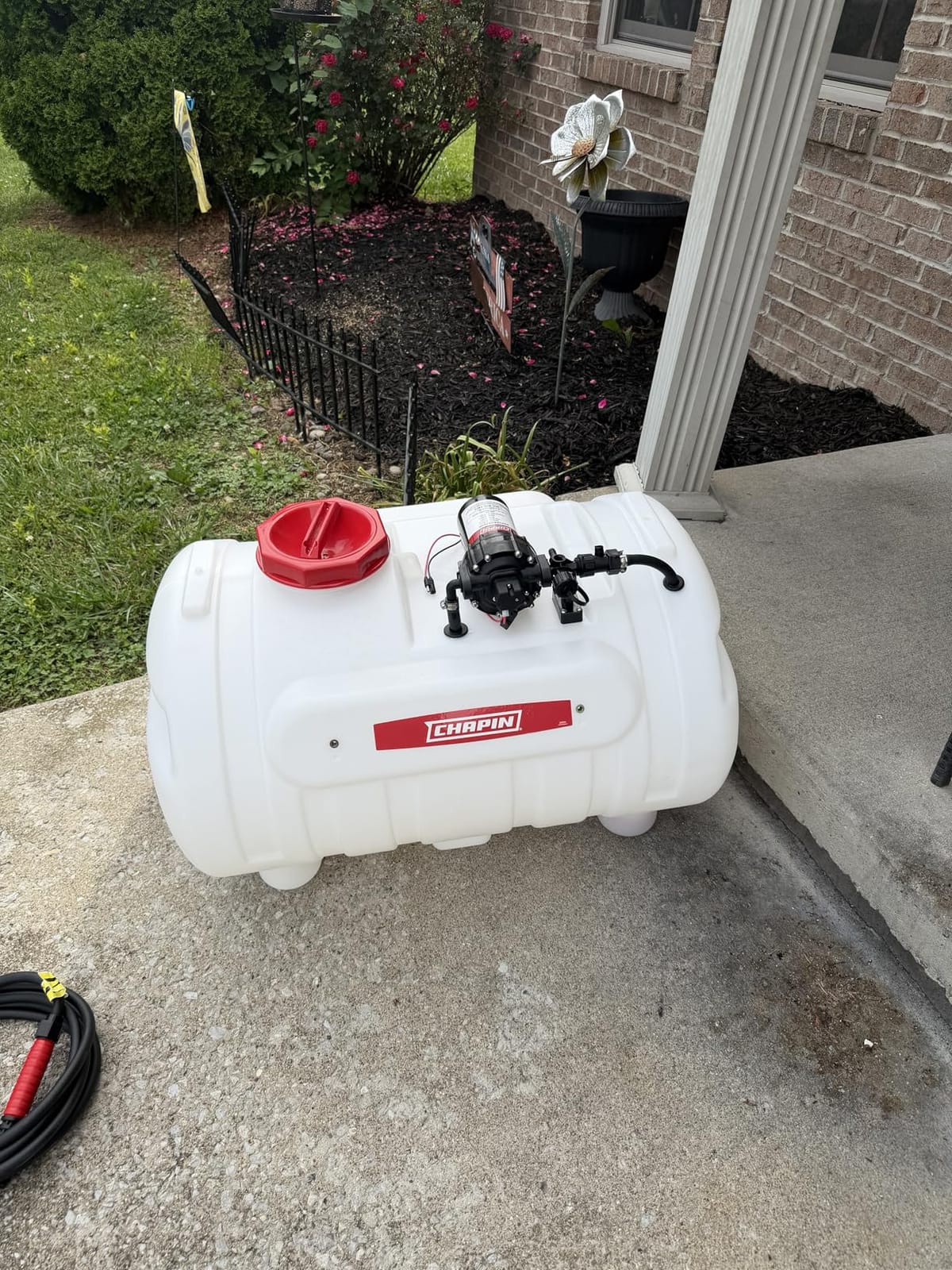 CHAPIN 98004 ATV 40G Water Tank with 10ft Boom and 3-Point Hitch Sprayer, 5 GPM Diaphragm Pump Included, for Agriculture, Acreage, Farming, Landscaping customer photo 2