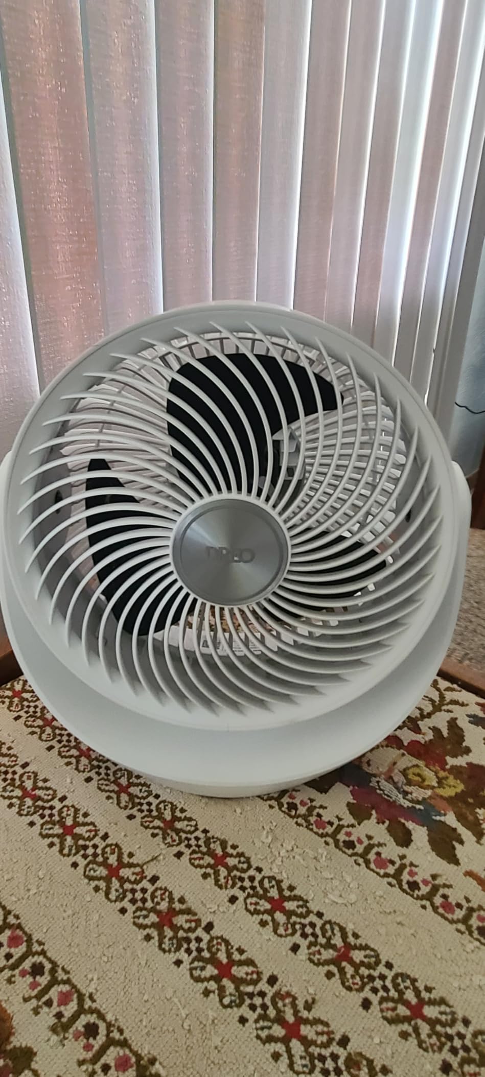 DREO Fan for Bedroom, Table Air Circulator for Whole Room, 11 Inch, 60ft Strong Airflow, 120° adjustable tilt, 20db Low Noise, Quiet, 3 Speeds, Desk Fan for Home,Office, Kitchen customer photo 2