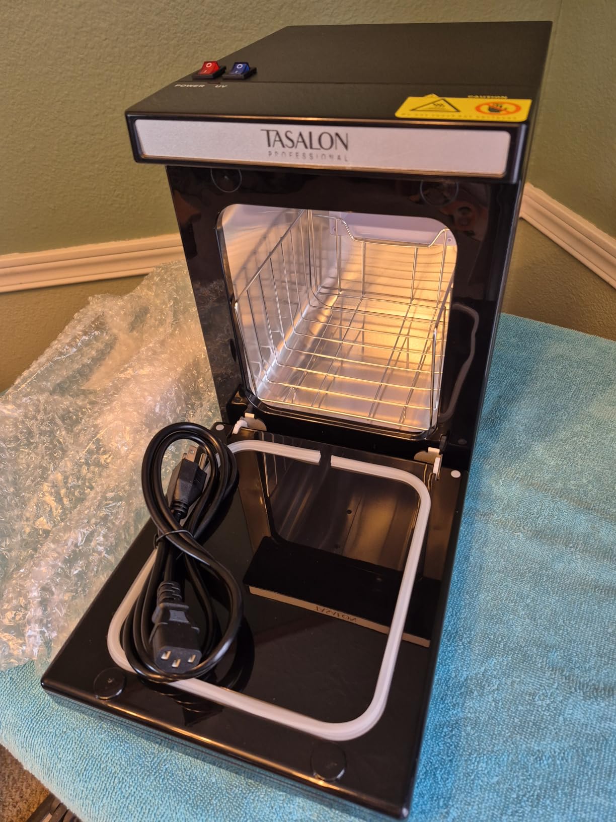 TASALON 5L Hot Towel Warmer Cabinet, Aluminum Inner Chamber - White | Removable Tray, Fast Heating, Compact 5L Size, Ideal for Spa, Salon, Esthetician & Massage Use, White Finish customer photo 2