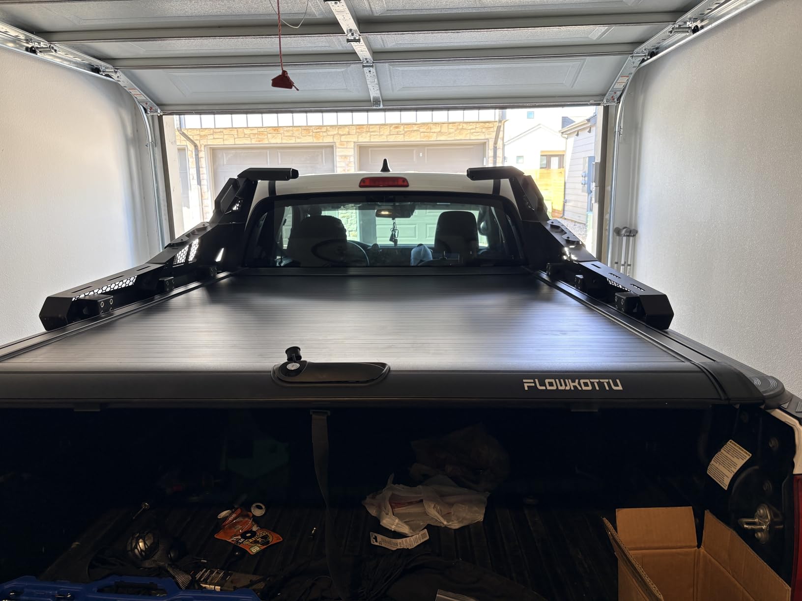 Retractable Tonneau Cover Fit Toyota Tacoma 2016-2026 Truck Bed | Lock Waterproof Aluminum W/Track System Auto-Recoil sr sr5 trd pro sport off-road prerunner limited trail edition Flowkottu customer photo 1