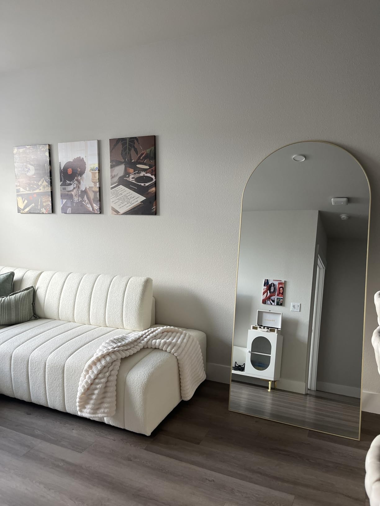KOMCOTE Full Length Floor Mirror, 91x46 Inch Oversized Arched Standing Mirror in Black for Bedroom, Living Room, Dressing Room - Elegant Freestanding Leaning Mirror Decor customer photo 2