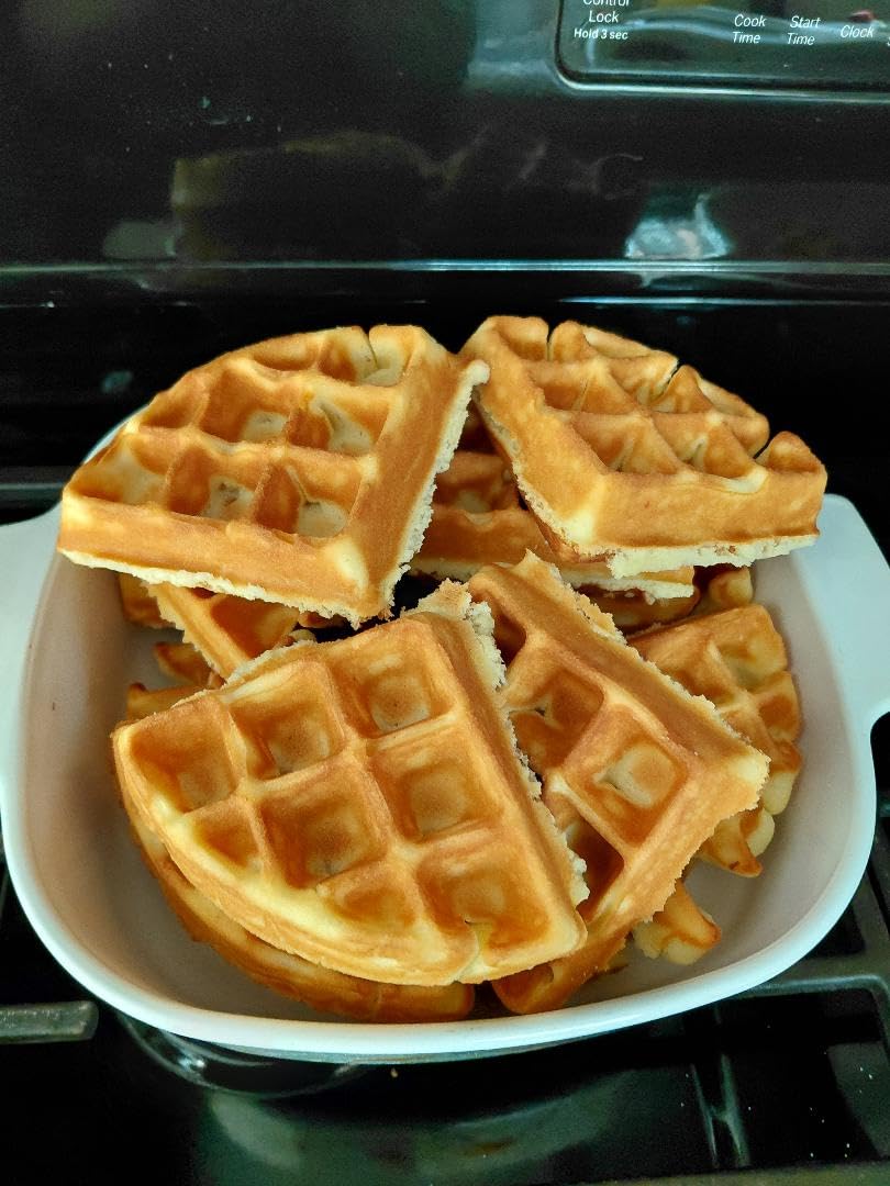 Hehinton Commercial Belgian Liege Waffle Maker, Rotatable Croffle Machine, 122-572℉ Temp Control customer photo 2
