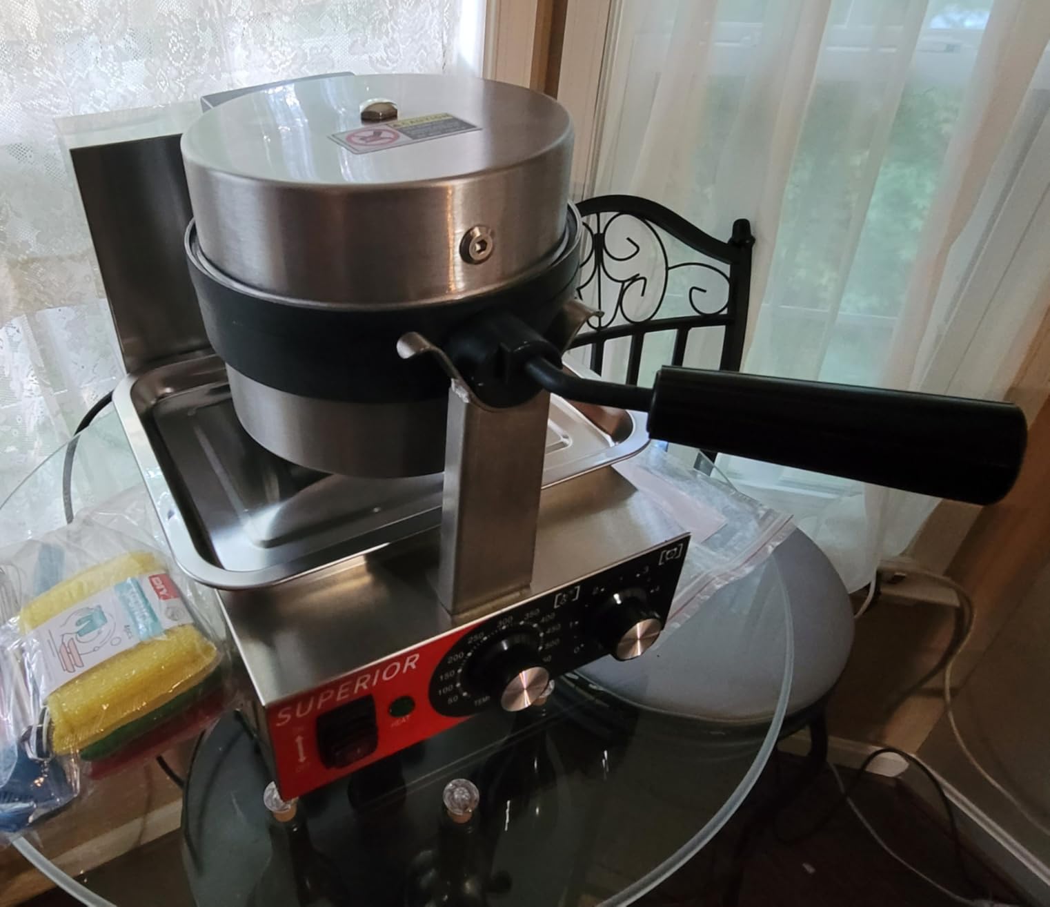 Superior Kitchen Commercial Belgian Waffle Maker, Stainless Steel Waffle Iron with Non-Stick Coating, Rotating Flip Design, Heat-Resistant Handle, Adjustable 122F/50C to 482F/250C Range, 1200W customer photo 2
