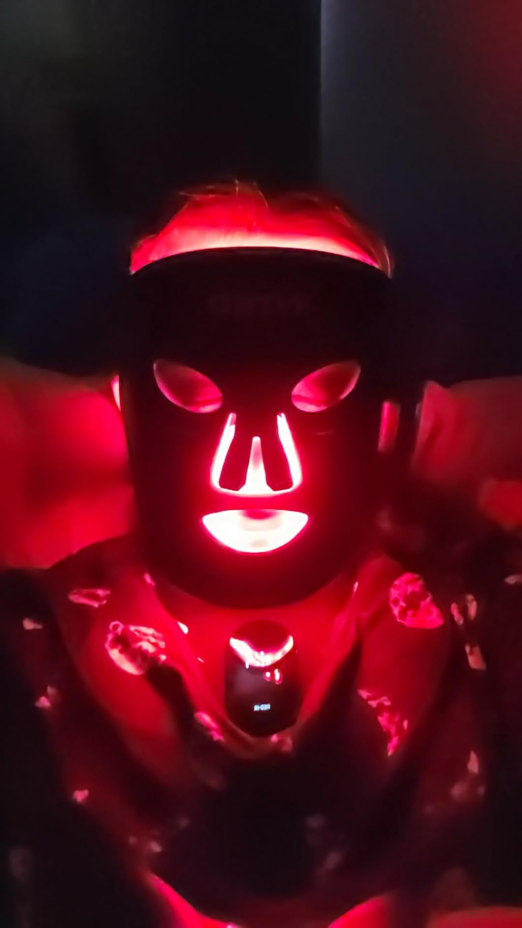 LED Light Mask for Face and Neck, 4 Light Modes Cordless Facial and Neck Skincare Mask, Red & Near-Infrared LED Beauty Device, Rechargeable Home Skincare Tool with 680 LEDs customer photo 2