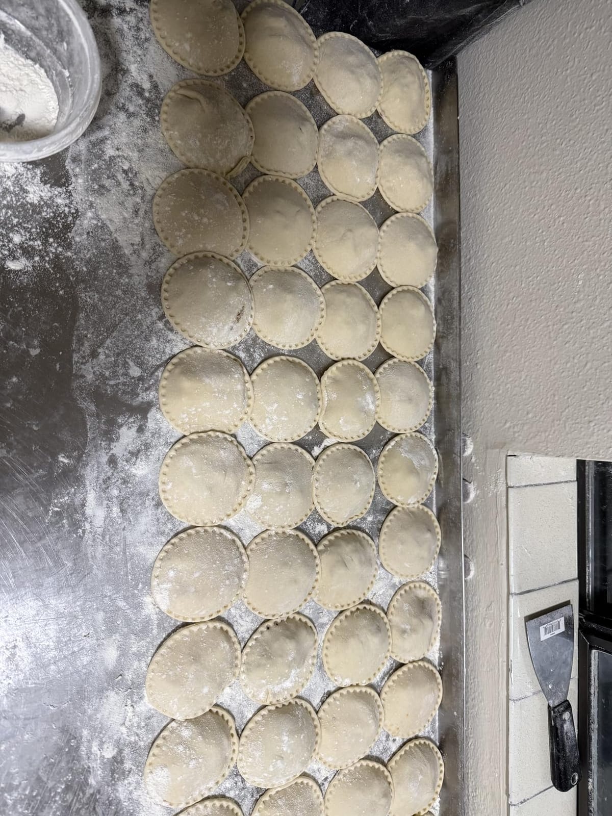 Commercial Pasta Maker Machine, Electric Noodle Maker & Dumpling Machine, Stainless Steel Dual-Cutter 3/9mm Width Noodle, Thickness Dough Auto Noodle Sheeter customer photo 1