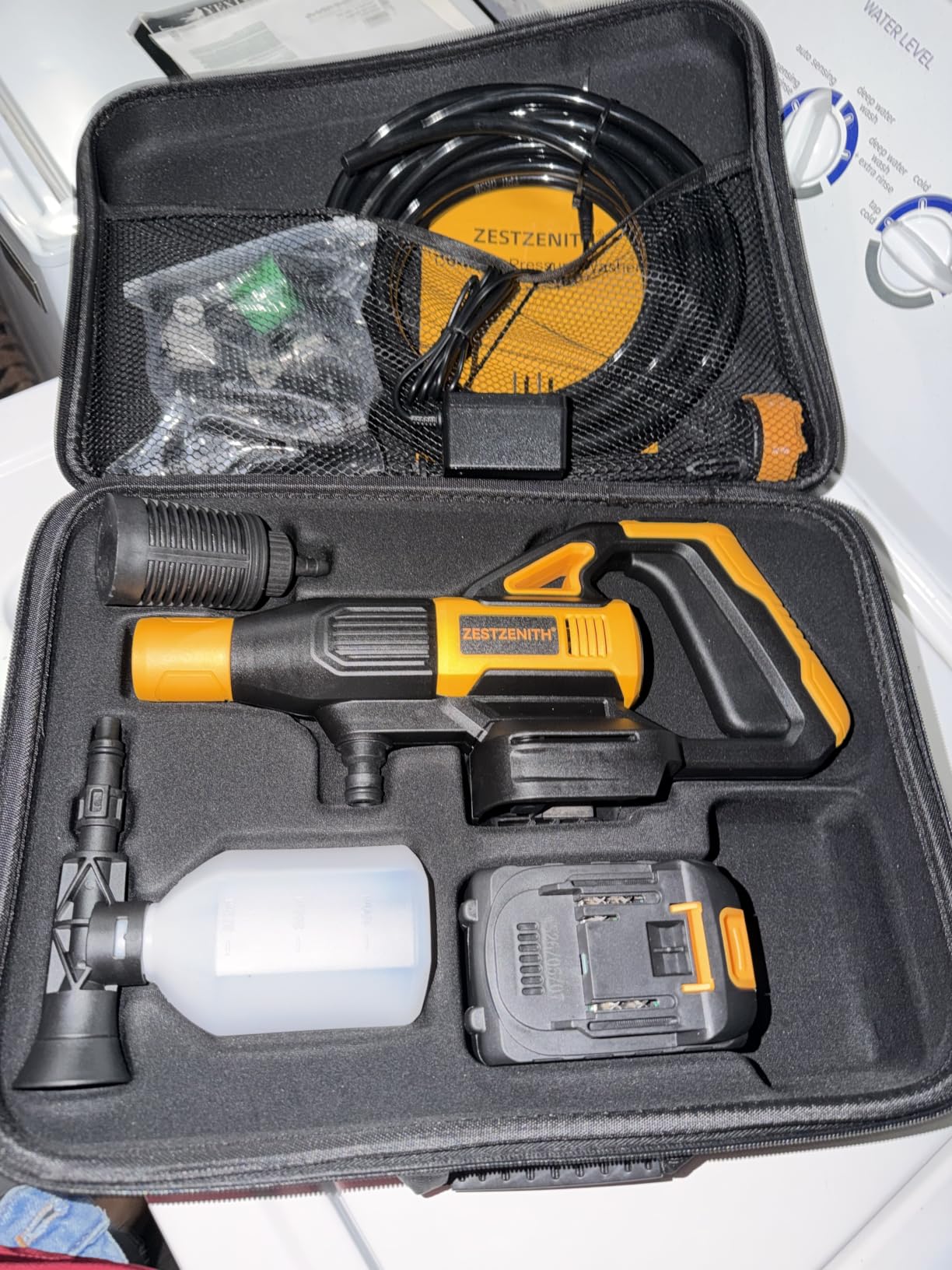Cordless Pressure Washer Battery Powered, Handheld Cordless Power Washer (GlowYellow-Black) customer photo 2