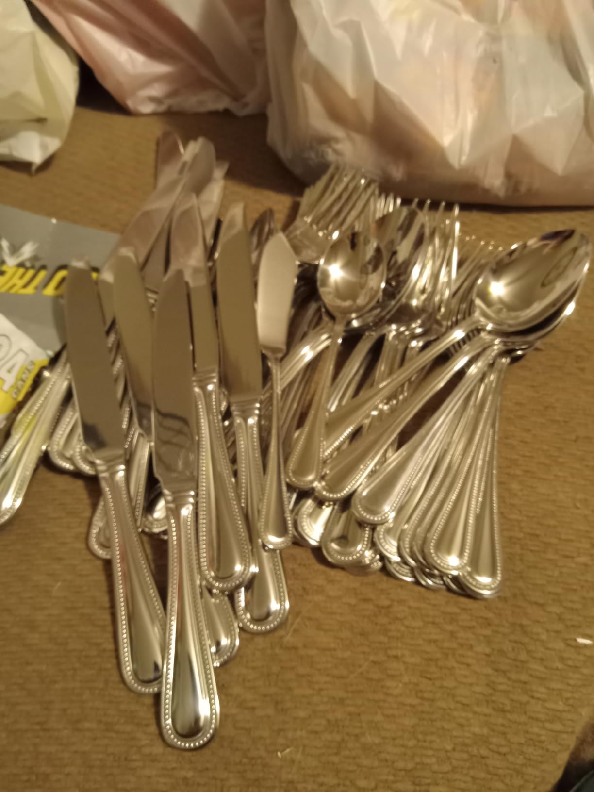 Wallace Continental Bead 65-Piece Flatware Set for 12-18/10 Stainless Steel Silverware Set with Beaded Handles, European Elegant Dinnerware Cutlery, Dishwasher Safe customer photo 2