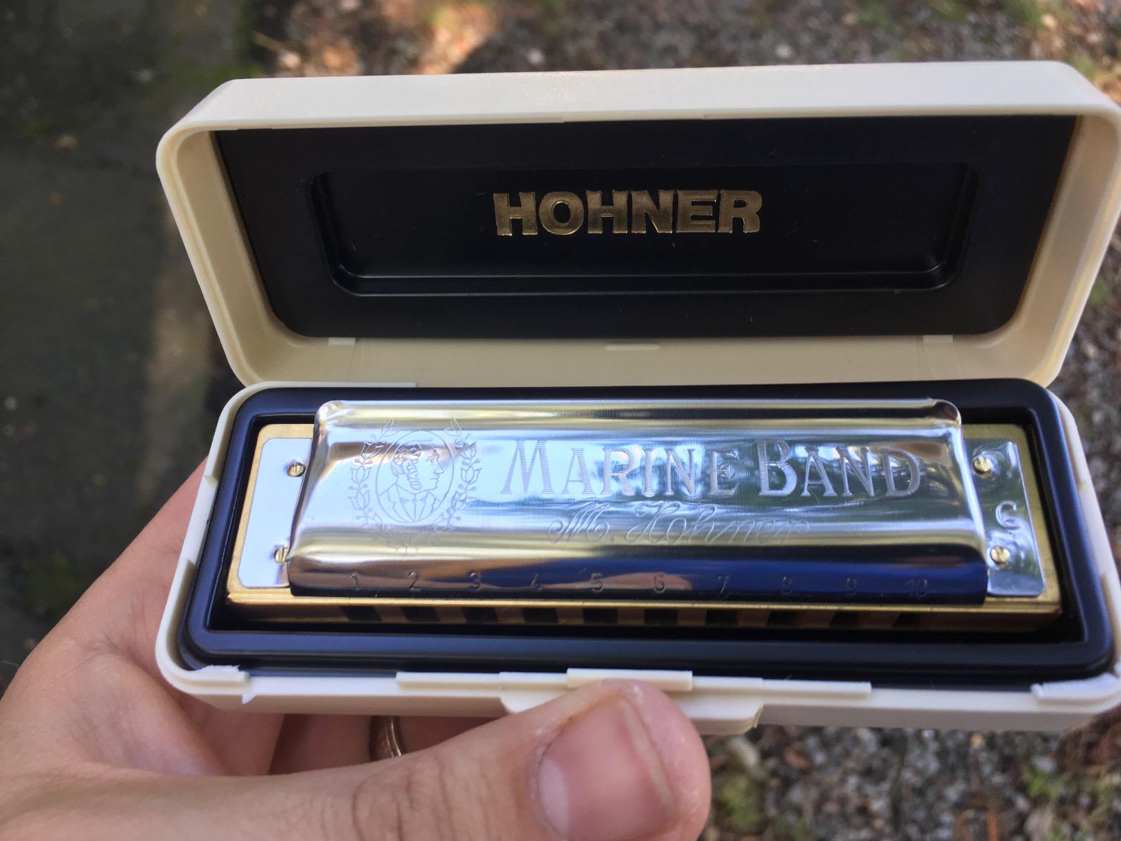 Hohner Marine Band 1896bx C Harmonica, Key of C, 0.9mm Brass Reeds customer photo 2