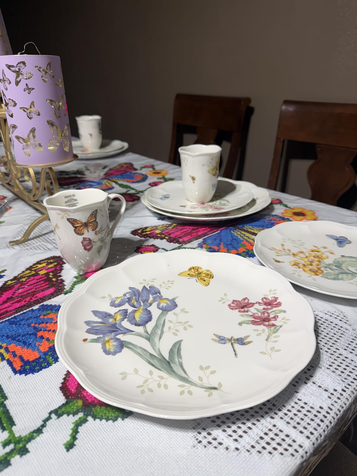Lenox Butterfly Meadow Porcelain 18-Piece Dinnerware Set for 6 customer photo 1