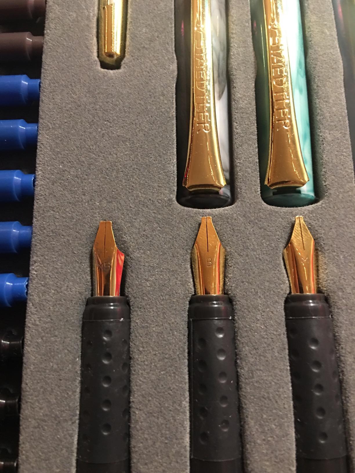 STAEDTLER calligraphy pen set, ideal for all skill levels, 899 SM5, Assorted, 33 Piece Set customer photo 2