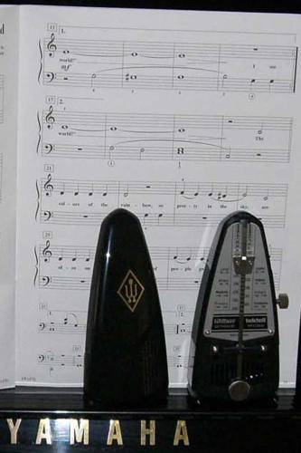 Wittner 836 Taktell Piccolo Metronome, Black customer photo 1