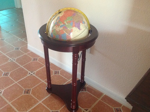 Replogle Globes Lancaster Illuminated Globe, Antique Ocean, 12-Inch Diameter customer photo 1