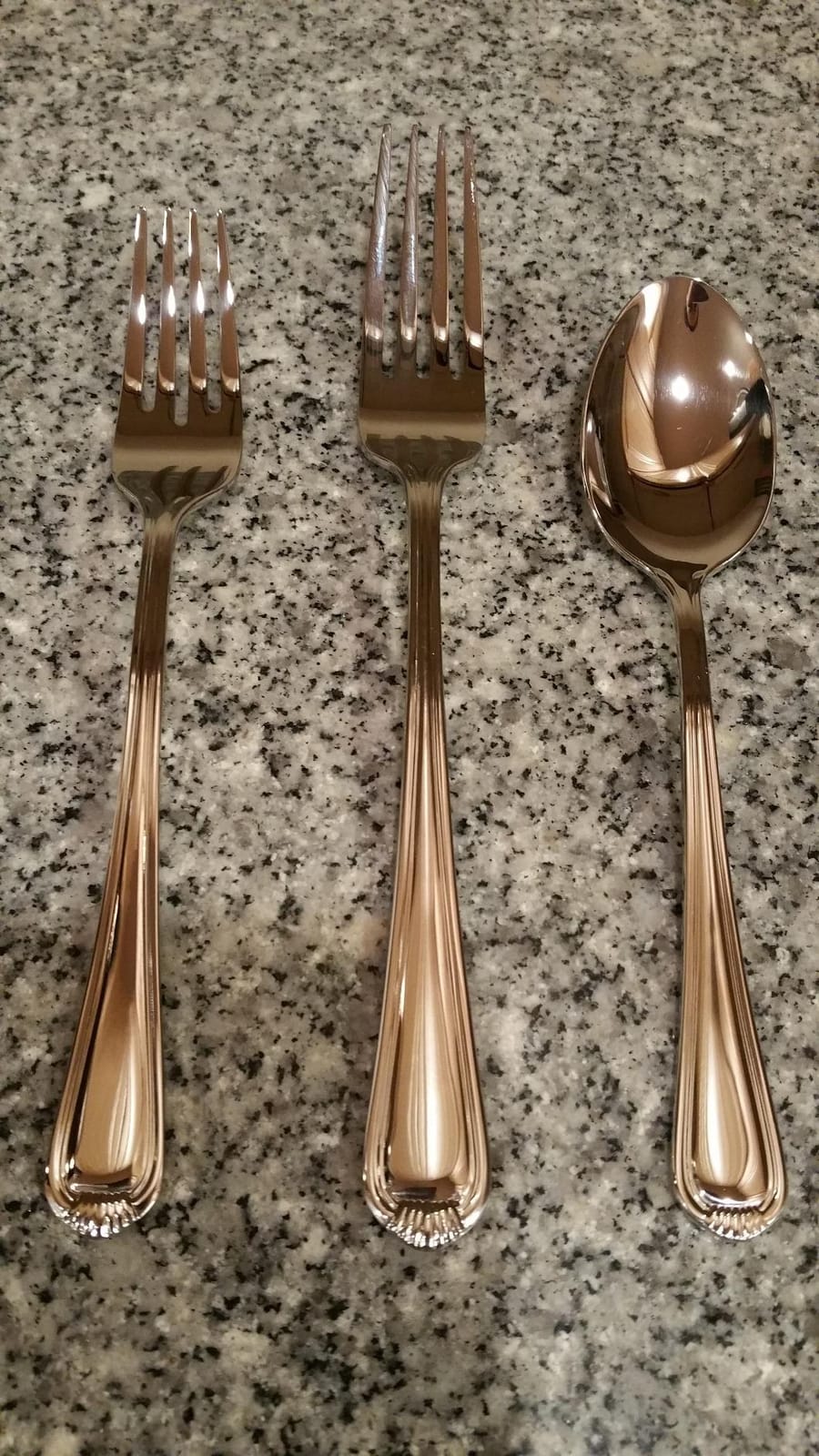 Henckels Alcea 65-Pc Flatware Set, 18/10 Stainless Steel customer photo 2