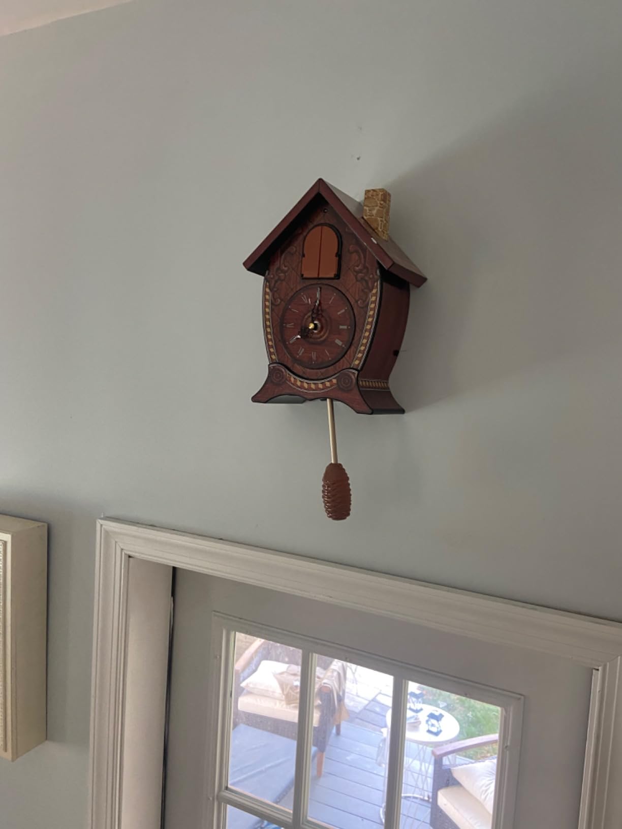 Traditional Chalet Style Singing Cardinal Tabletop Cuckoo Clock customer photo 2