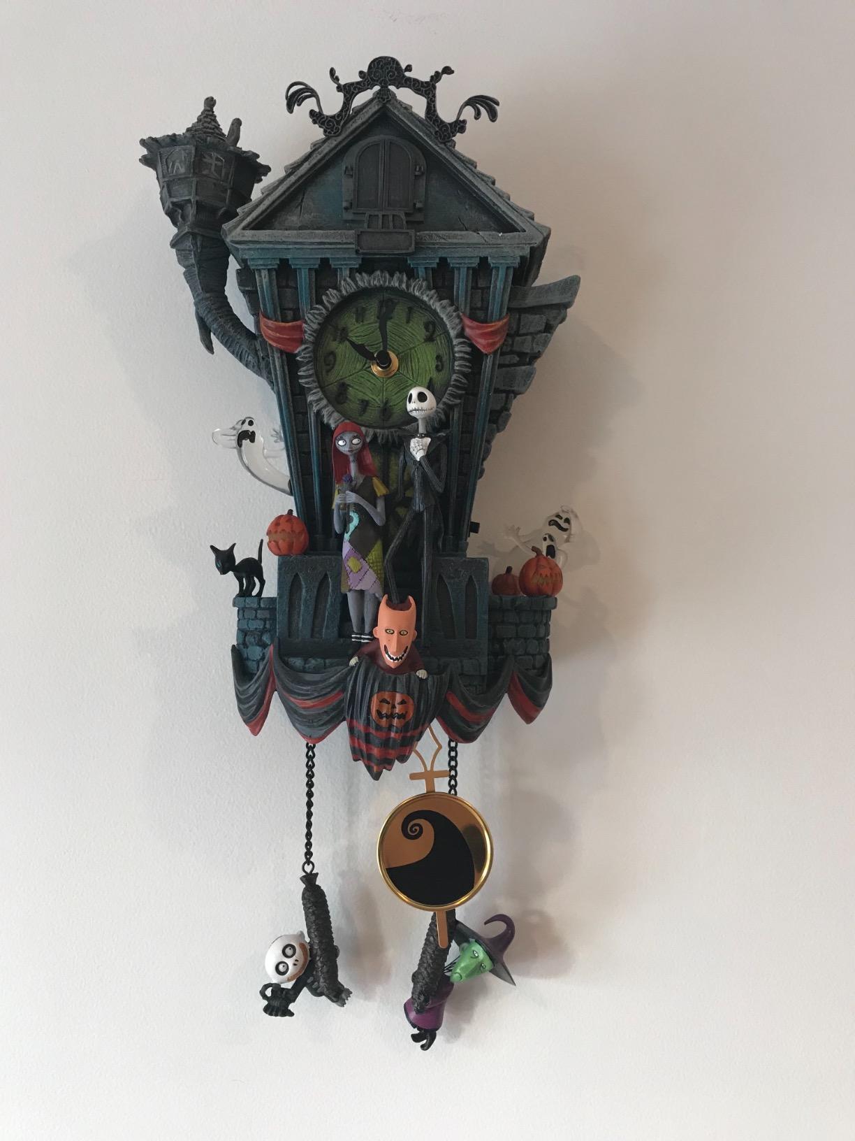 The Bradford Exchange The Nightmare Before Christmas Cuckoo Clock, 21 inches, Musical, Light-Up, Limited Edition customer photo 1