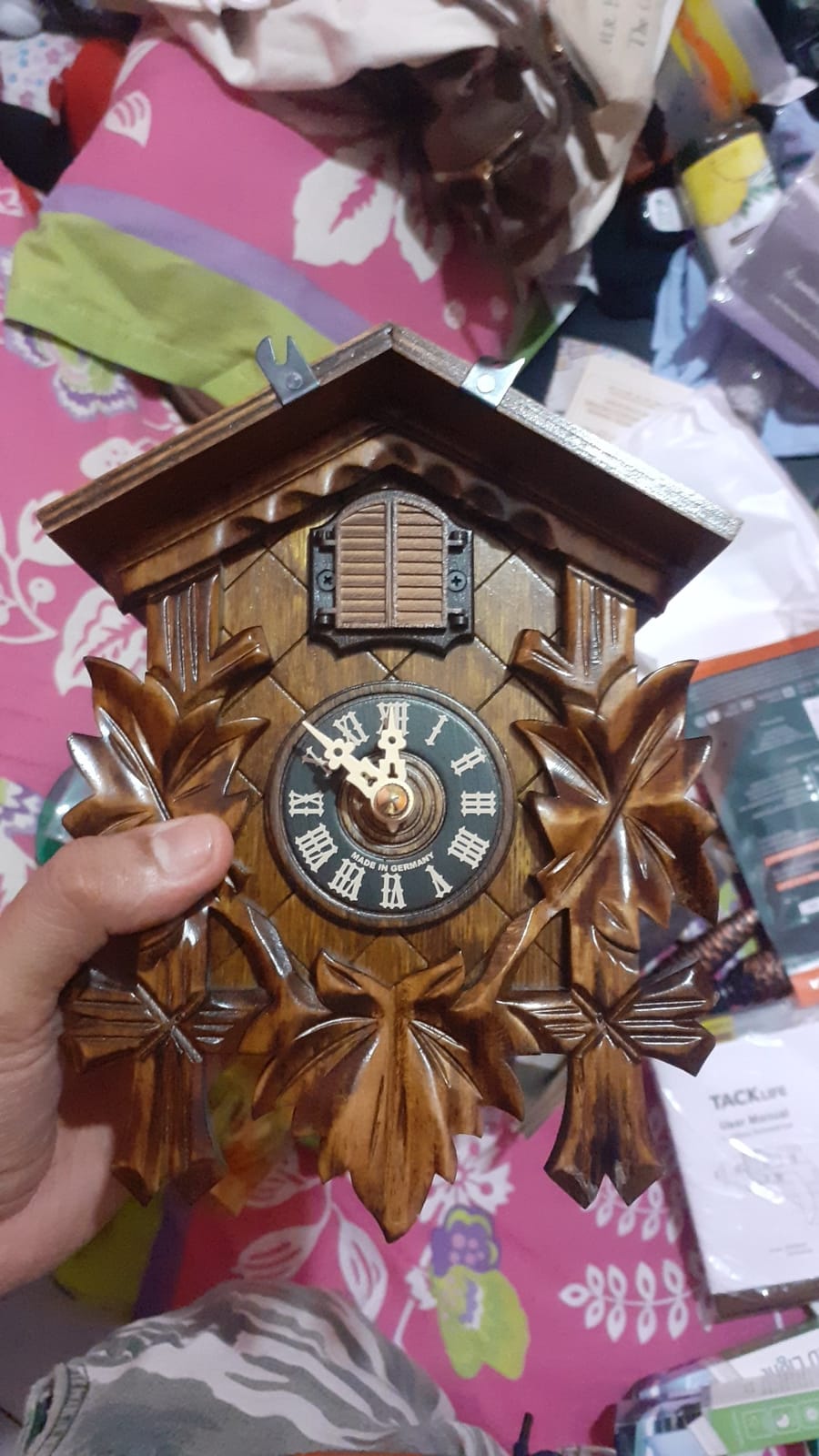 Engstler Quartz Cuckoo Clock 5-Leaves, Bird, Size: 8 inch, EN 522 Q customer photo 2