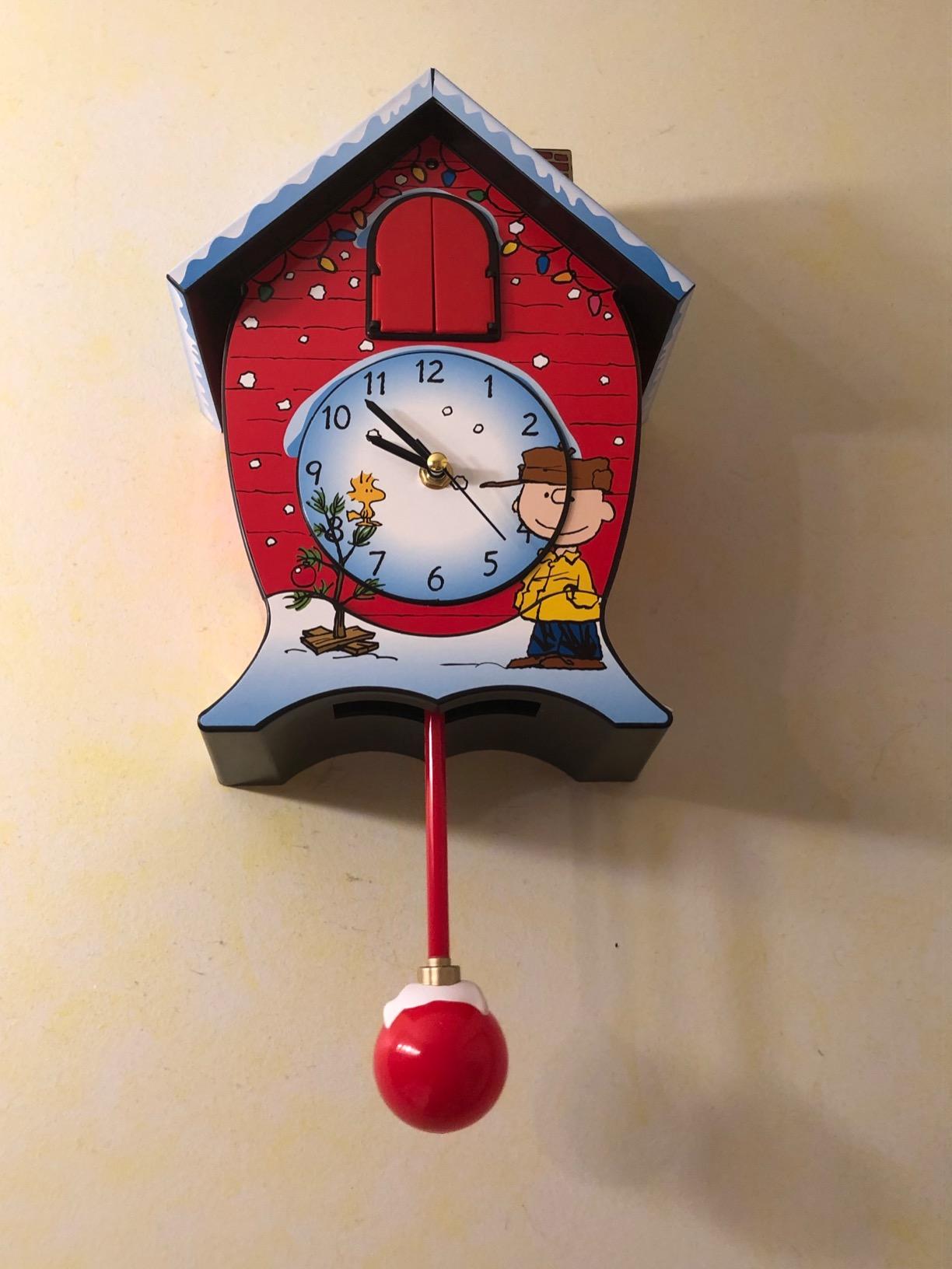 Mark Feldstein Peanuts Linus & Lucy Christmas Cuckoo Clock, Red, 17 in customer photo 2