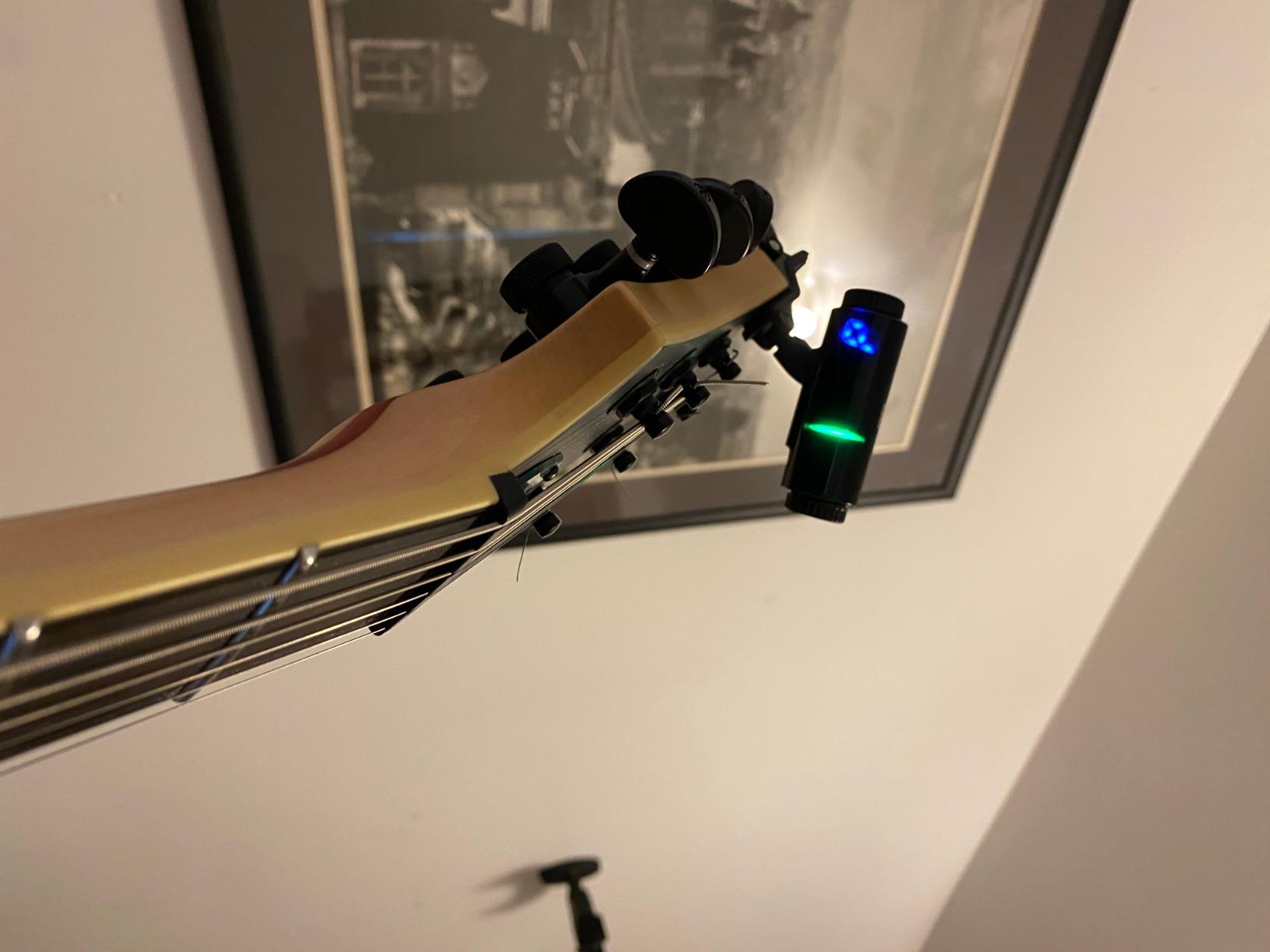 Korg Guitar Tuner (SHPRO),Black customer photo 1