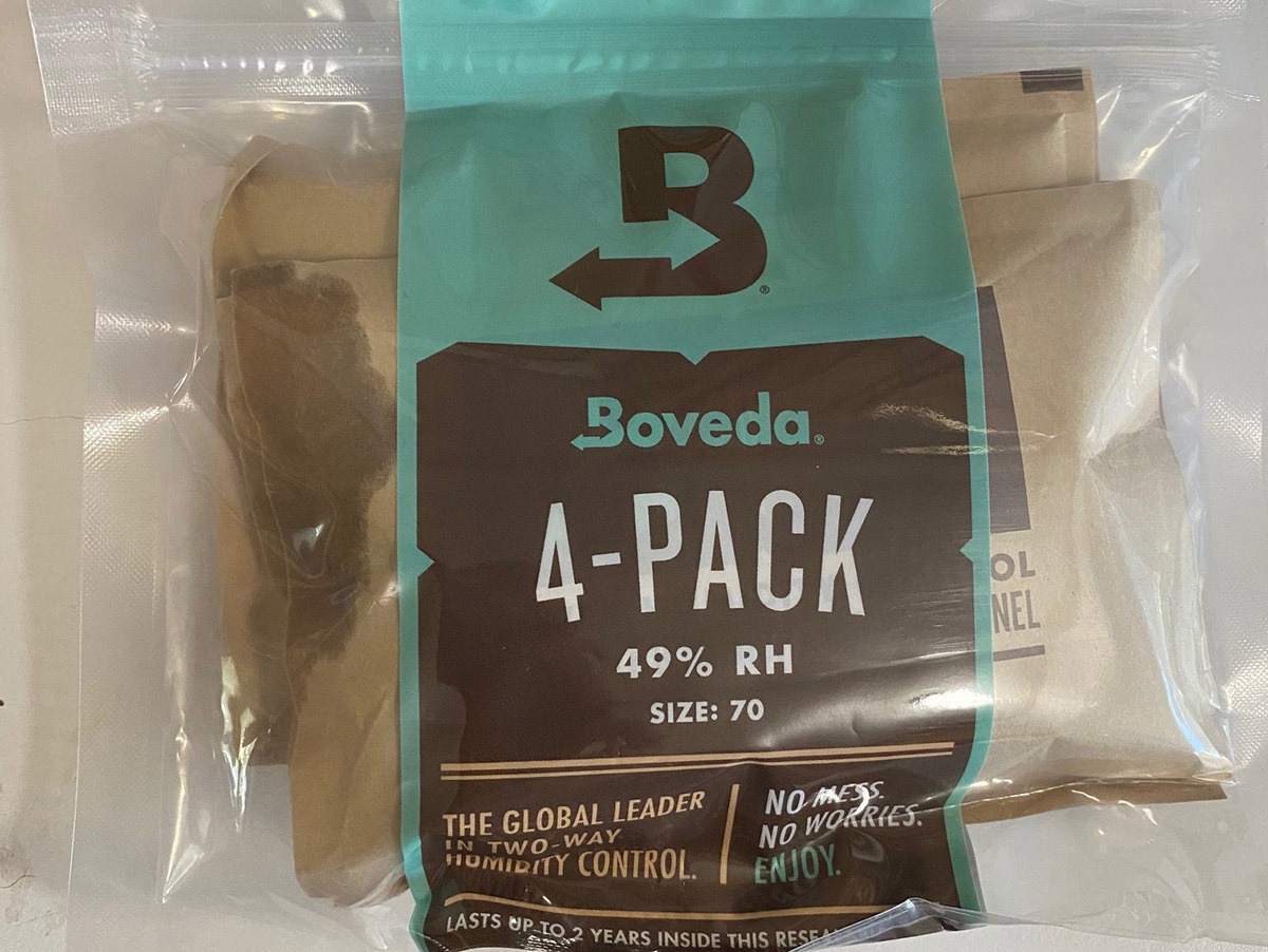 Boveda 49% Guitar Humidifier Refills, 4-Pack - Large Instrument Cases customer photo 1