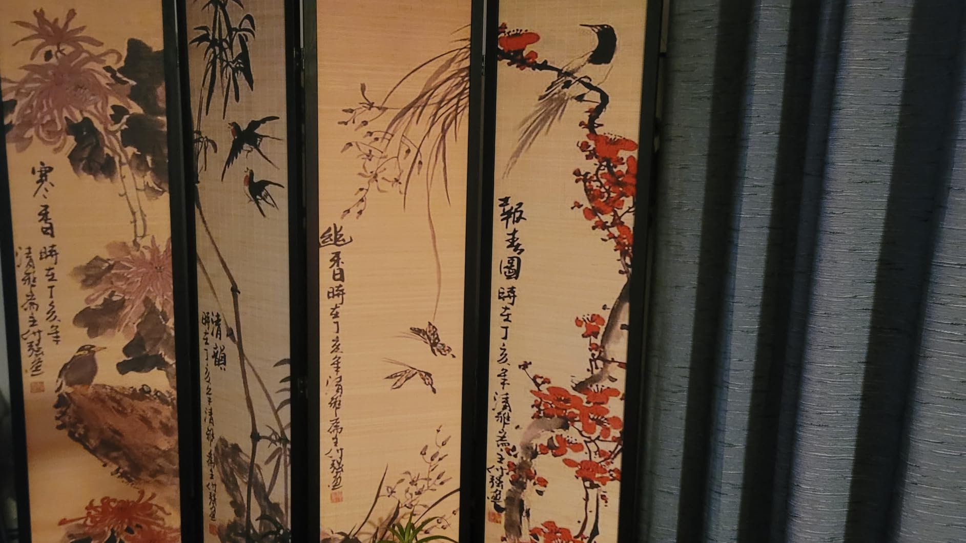 MyGift Decorative 4 Panel Folding Room Divider Bamboo Screen with Chinese Calligraphy Design, 6FT Freestanding Floral Artwork Room Partitioner with Black Wood Frame customer photo 2