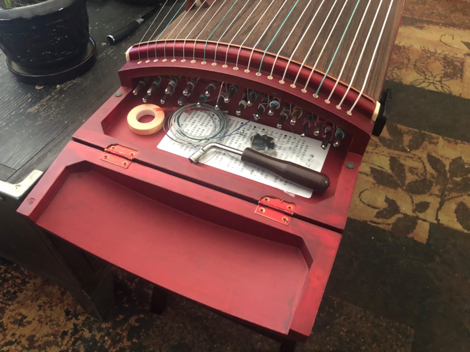 OrientalMusicSanctuary Paulownia Travel Guzheng - Rosewood - Travel Sized Guzheng - INCLUDES COMPREHENSIVE TUTORIAL BOOK AND ETUDES customer photo 1