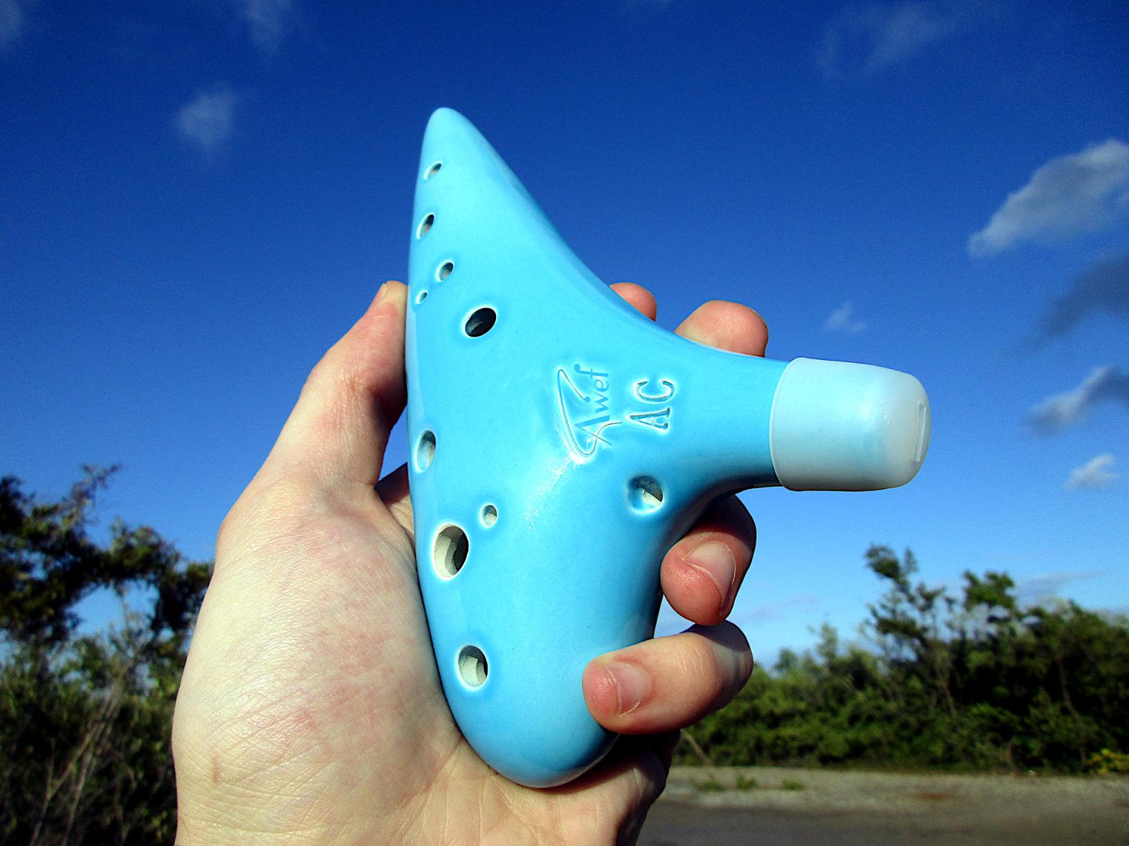 ”Joy of Wood Thrush” 12 Hole Alto C Ceramic Ocarina in Exquisite Craft (Smoked Coffee) customer photo 1