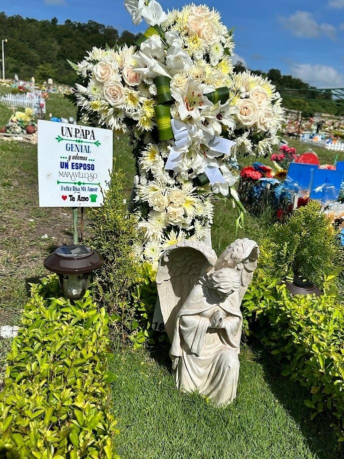 Fox Valley Traders Aoboco White Resin Angel Statue - Religious Garden Statue Remembrance Memorial Guardian Angel – 16 inch customer photo 2