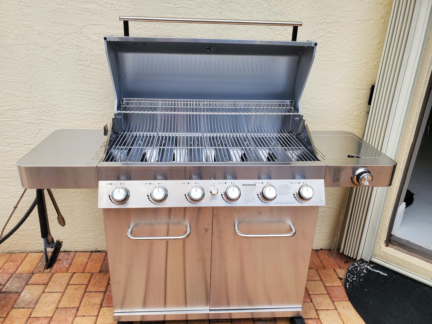 Monument Grills 77352 6+1 Burner Stainless Steel Cabinet Style Propane Gas Grill with Knob Controls, Side Burner, Built-In Thermometer, and Rotisserie Kit customer photo 1