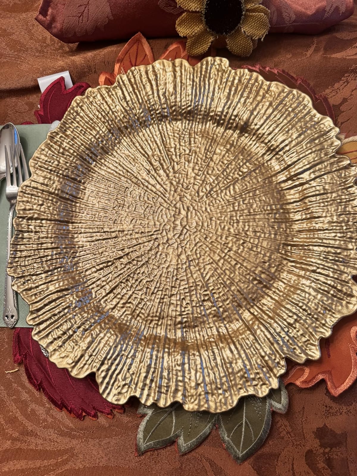 MAONAME Gold Charger Plates Set of 6, Reef Chargers for Dinner Plates customer photo 1