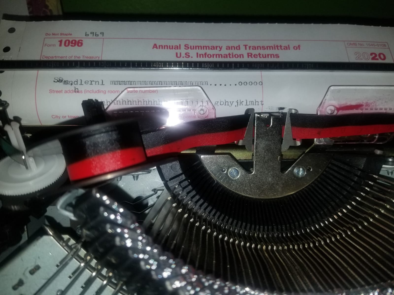 Royal 79101t Classic Manual Typewriter (mint Green) customer photo 2