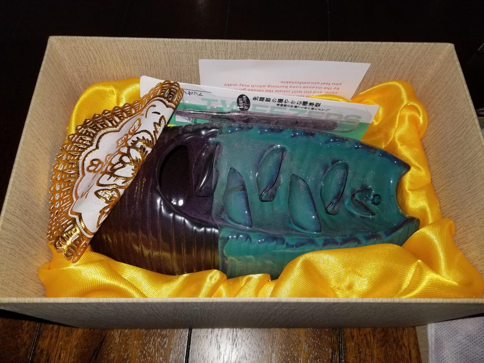 INONE Ceramic Incense Burner with 100 Upgraded Cones, Waterfall Backflow Incense Holder, Aromatherapy Ornament, Zen Decor, Home Decor, Room Decor (Cyan) customer photo 1