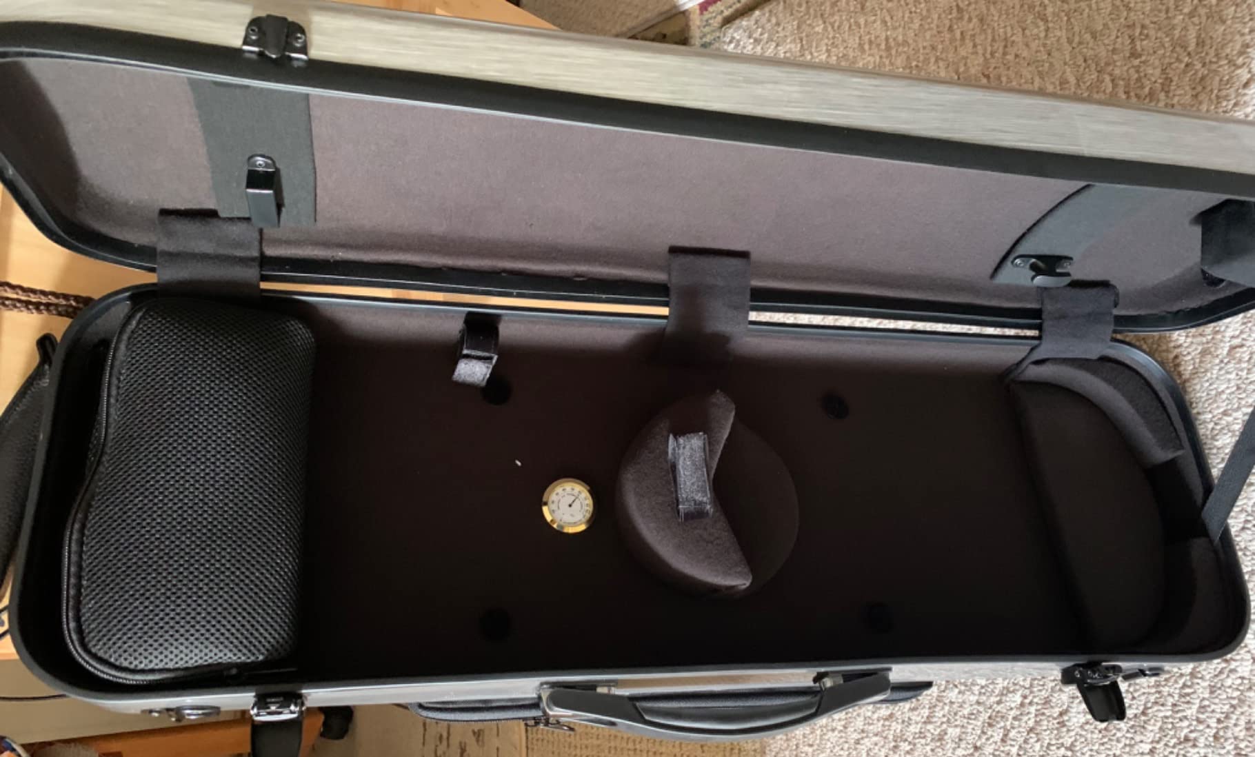 yinfente Violin Case 4/4 Full Size Carbon Fiber Oblong Violin Bag With Music Sheet Bag Adjustable Backstrap Hygrometer Lightweight Protable customer photo 2