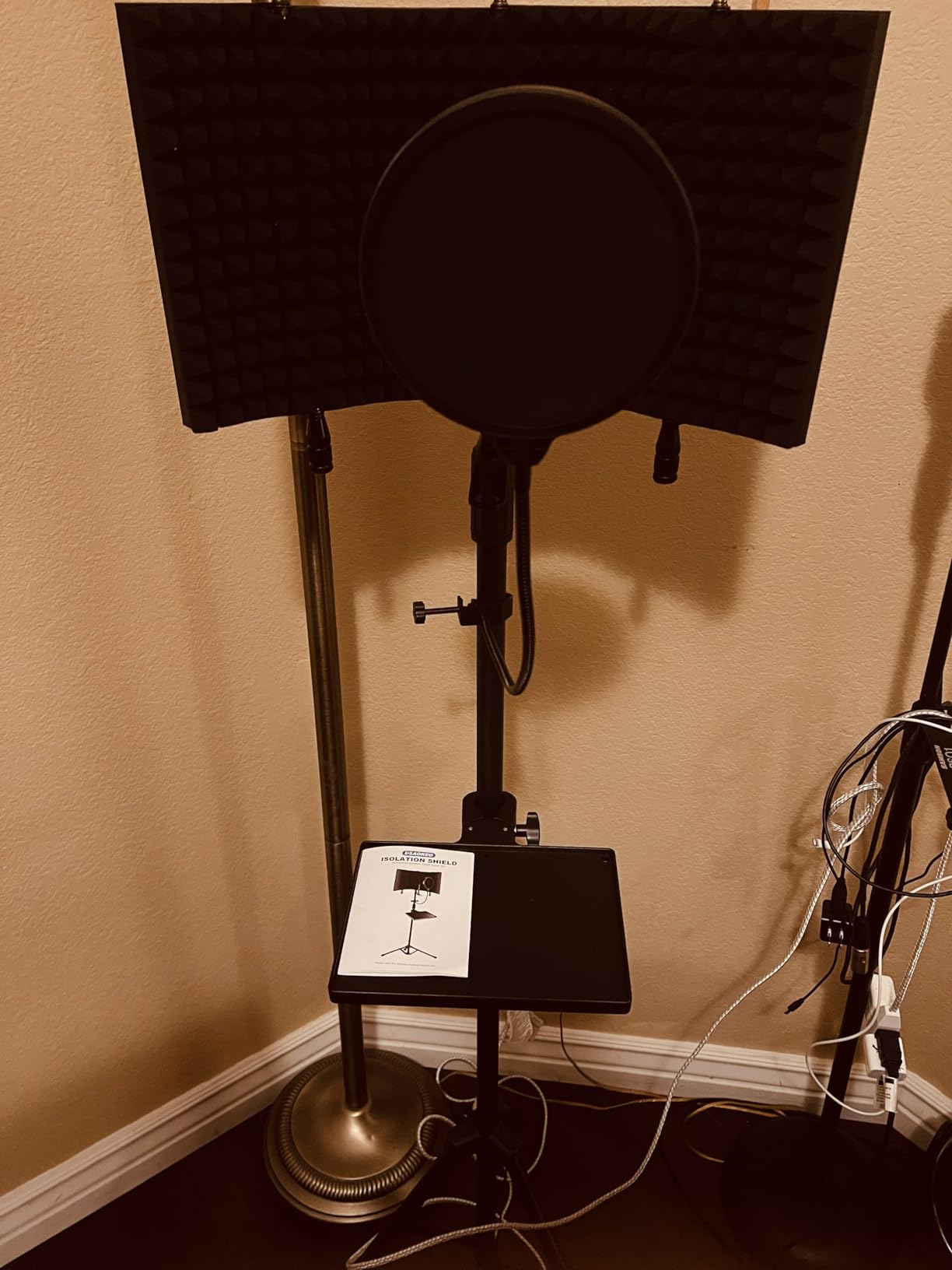 Professional Studio Recording Microphone Isolation Shield, Pop Filter,High density absorbent foam is used to filter vocal. Suitable for Blue Yeti and other condenser microphones (AO-504 With Stand) customer photo 2