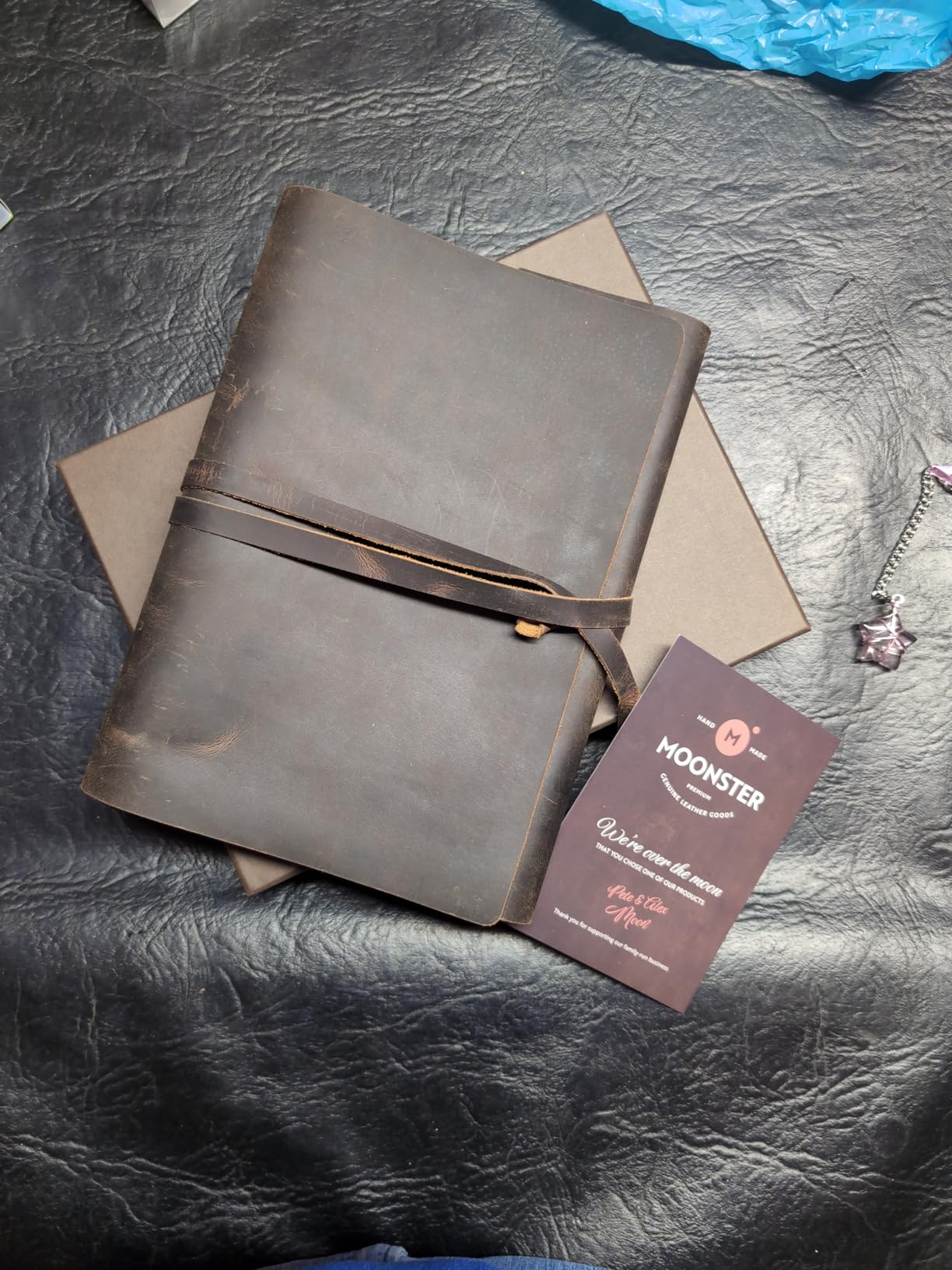 Moonster Leather Photo Album Scrapbook – Full-Grain Buffalo Leather customer photo 2