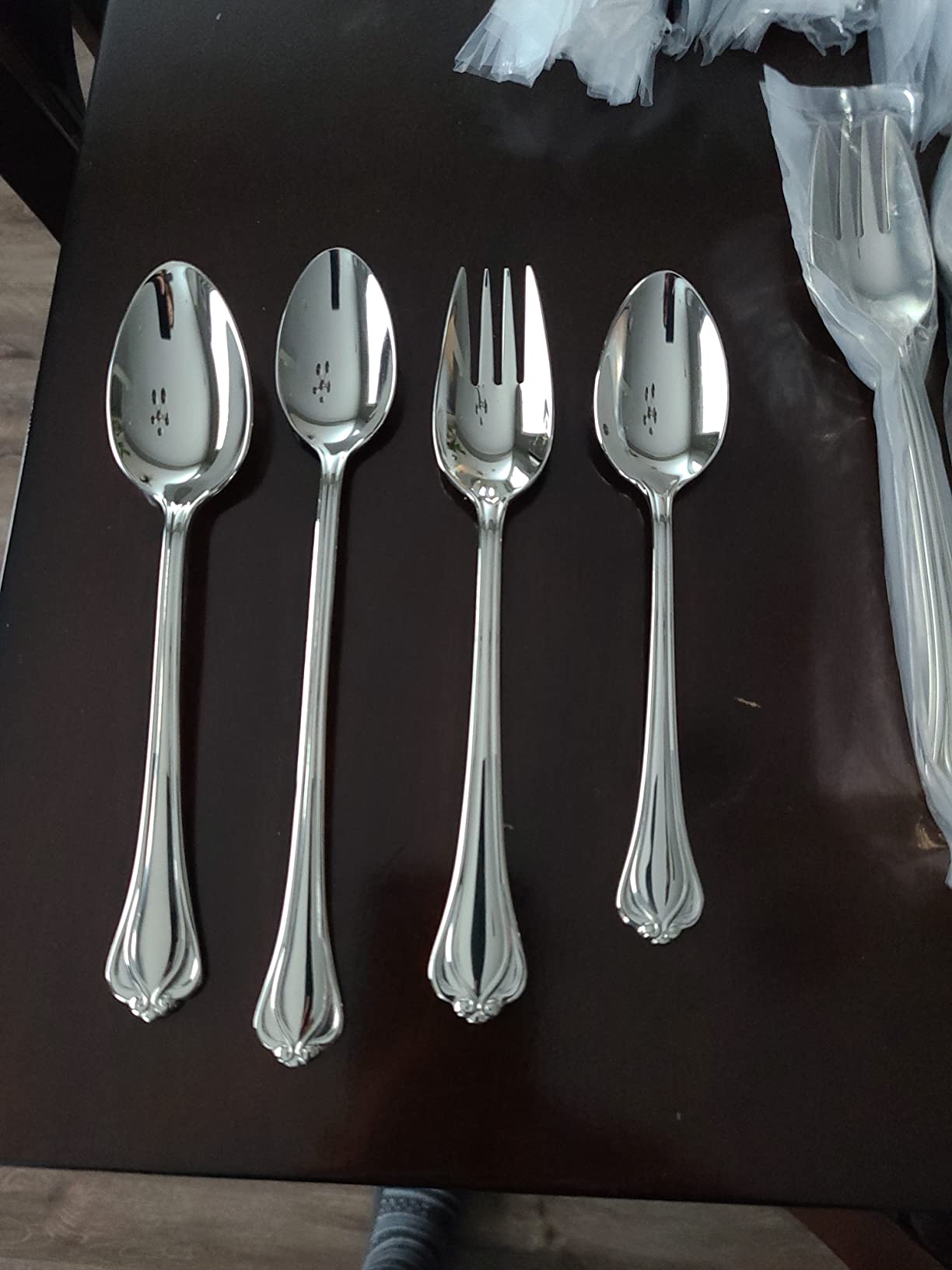 Lenox Alcott 89-Piece 18/10 Silverware Set for 12, Flatware customer photo 2