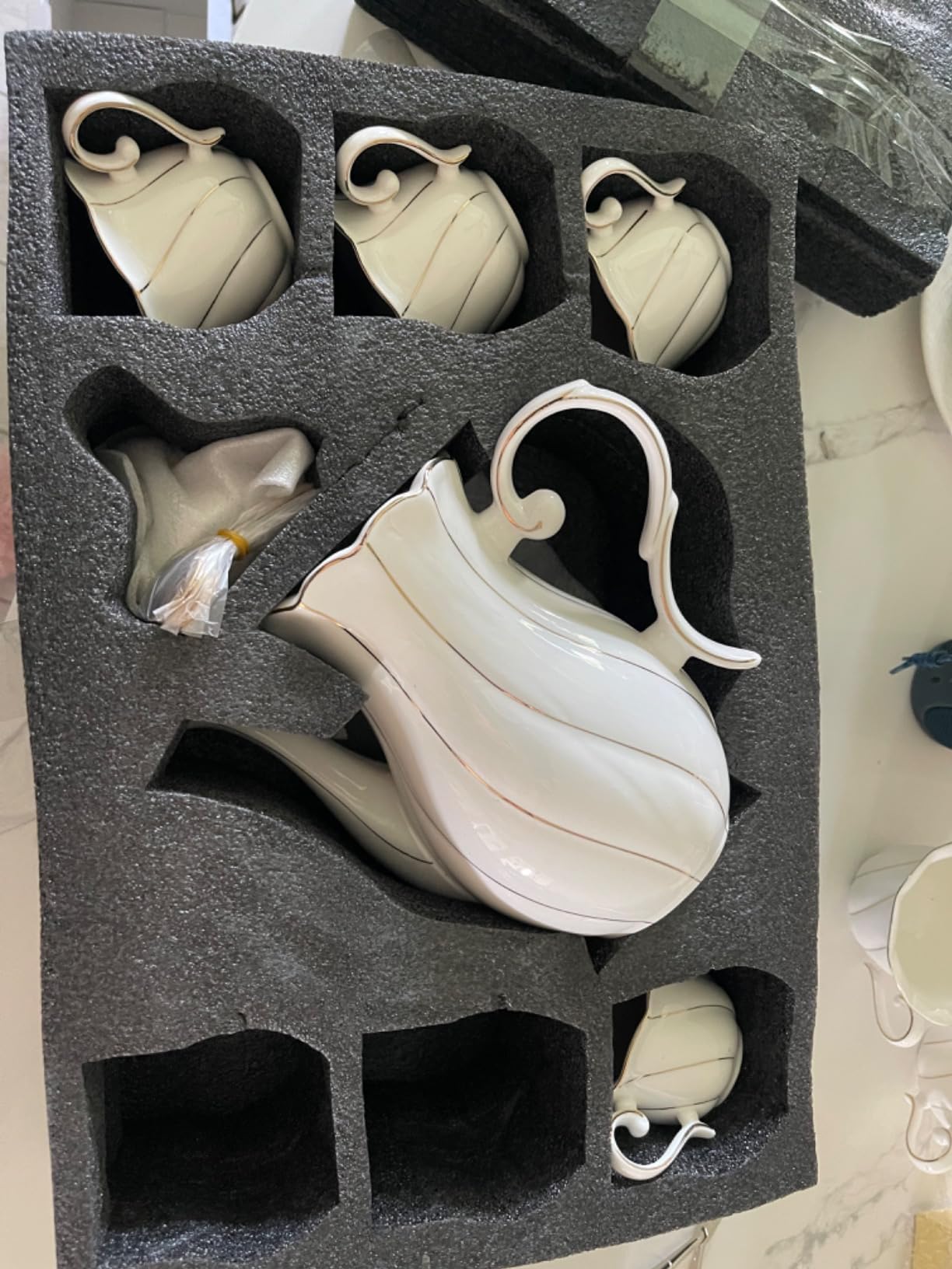 DUJUST 14 pcs Tea Set for 6 with Tea Tray & Spoons, Luxury British Style Coffee Cup Set with Golden Trim, Beautiful Porcelain Set for Living Room Decor, Tea Party Set, Gift Package - White customer photo 2