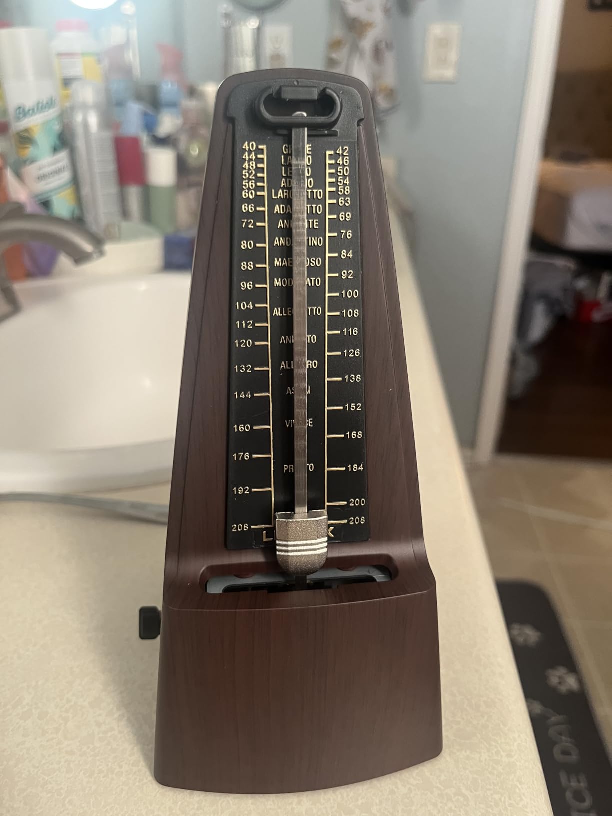 M2 Mechanical Metronome for Piano Guitar Bass Ukulele Drum Violin Cello Saxophone Trumpet and Other Musical Instruments, Track Tempo and Beat, Loud Sound, High Precision, Wood Grain customer photo 1