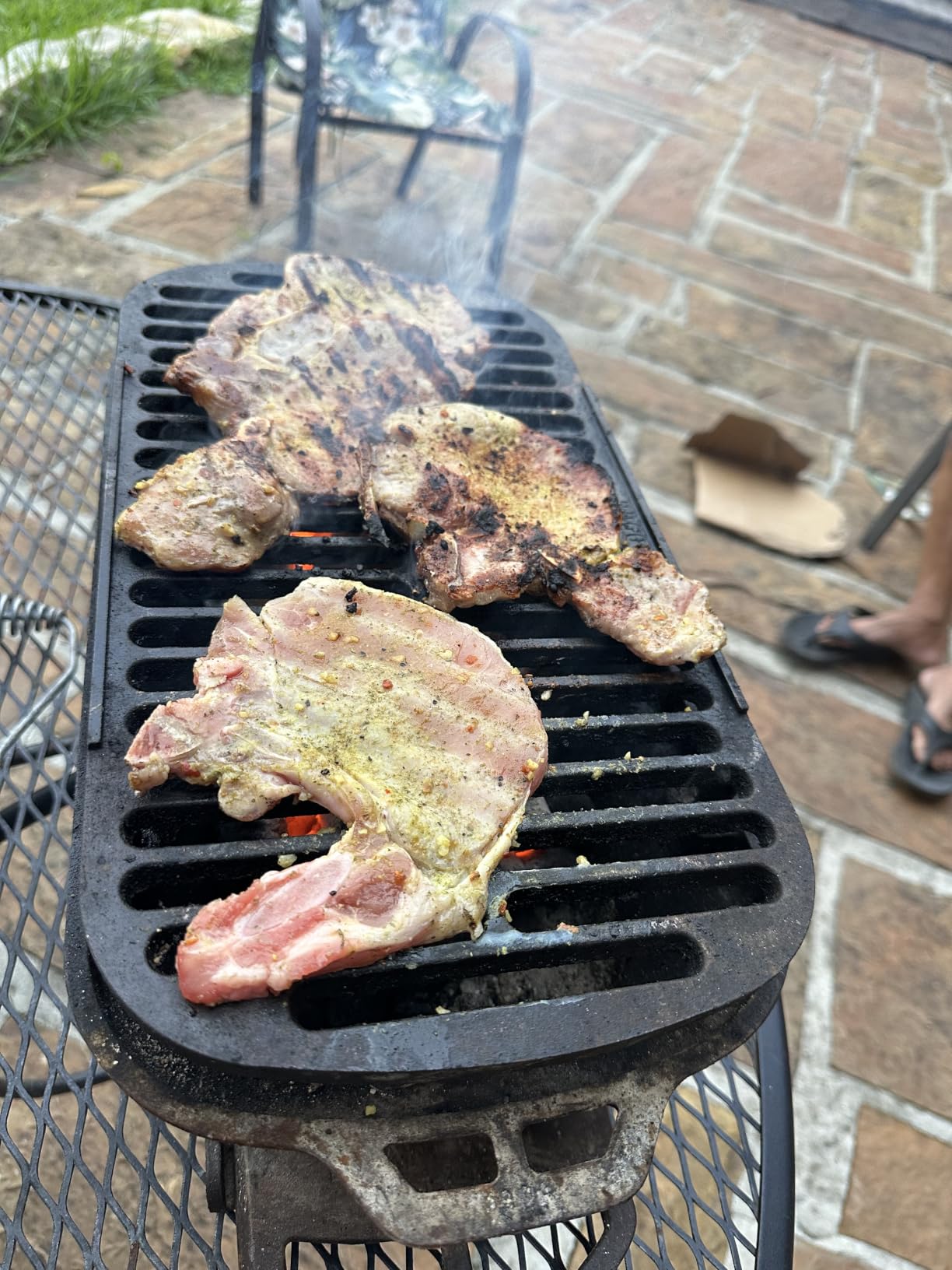 Lodge Sportsman's Pro Cast Iron Grill, 9 x 16.75 Inches customer photo 2