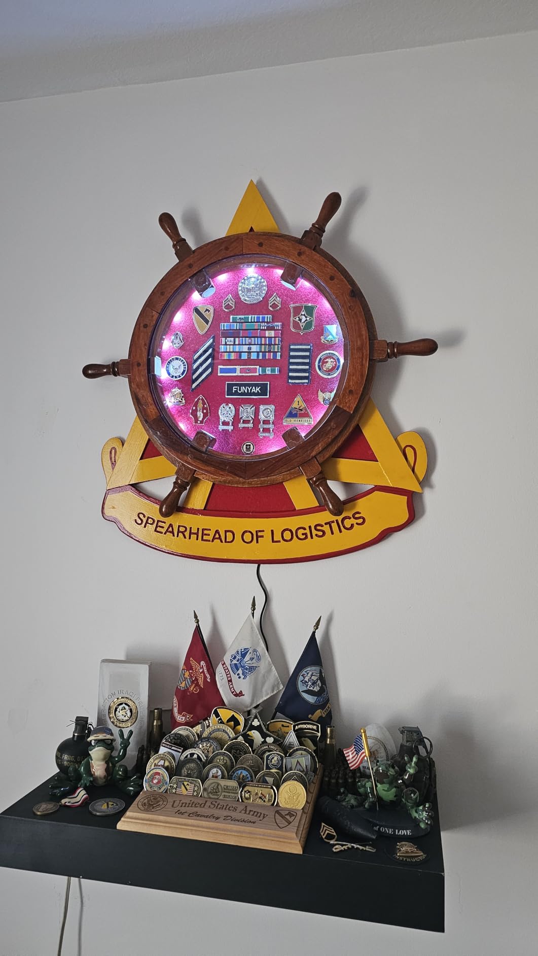 Bhartiya Handicrafts Nautical Ship Wheel for Wall Decor Rustic Wooden Pirate Boat Steering Wheel with Brass Hub – Handmade Captain’s Wheel for Nautical, Beach & Coastal Décor (30 Inch) customer photo 1