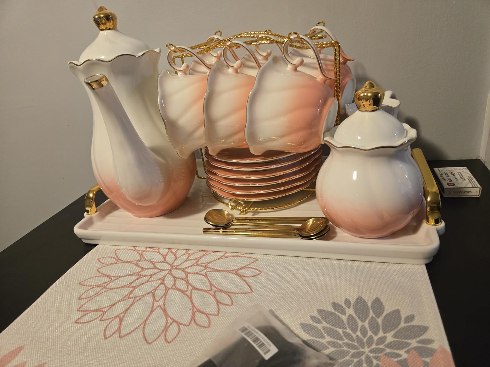 DUJUST 22 pcs White Porcelain Tea Set for 6, Luxury British Style Tea/Coffee Cup Set with Golden Trim, Beautiful Tea Set for Women, Tea Party Set, Gift Package (With a Stand) customer photo 1