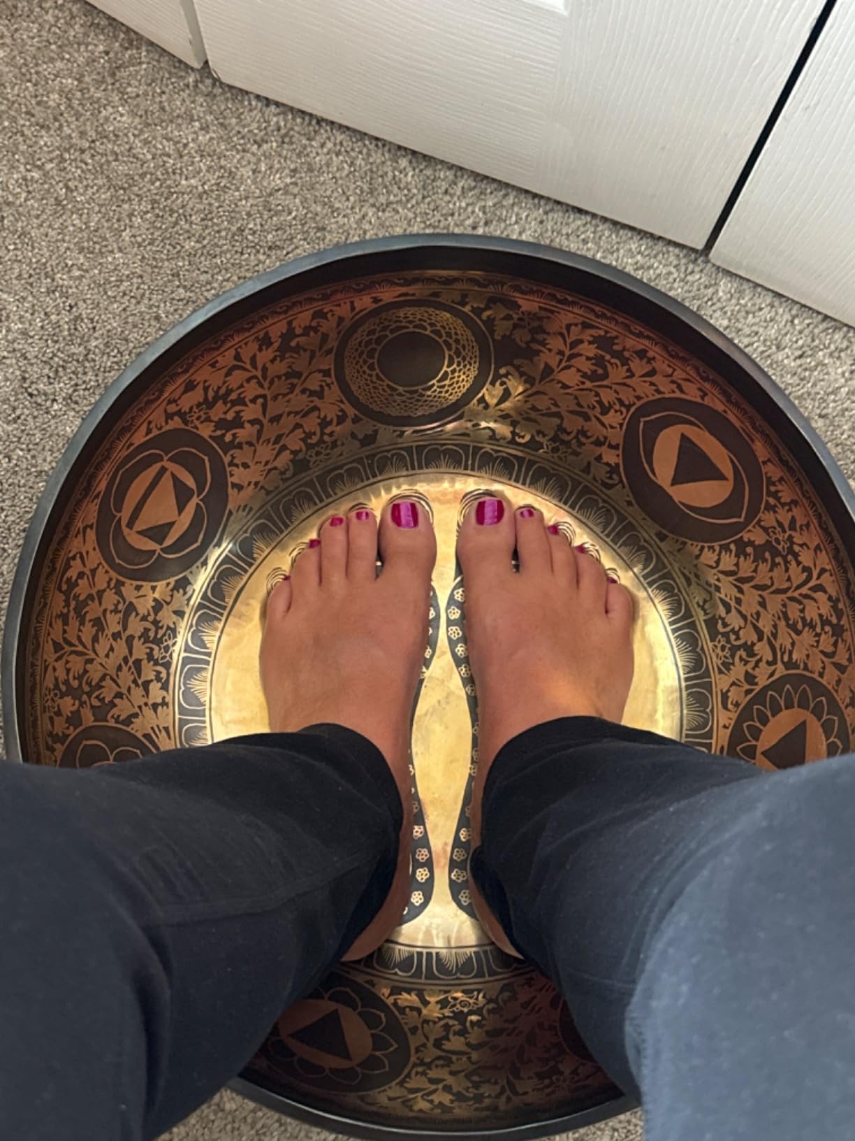 Large Singing Bowl - 21 Inches in Diameter - Foot Singing Bowl to Stand In Etched by Artisans from Nepal - For Healing, Sound Bath, Yoga, Relaxation, and Meditation customer photo 2