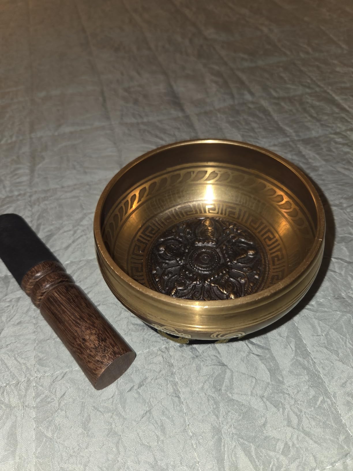 Hihealer Tibetan Singing Bowls, Large Authentic Meditation Sound Bowl customer photo 2