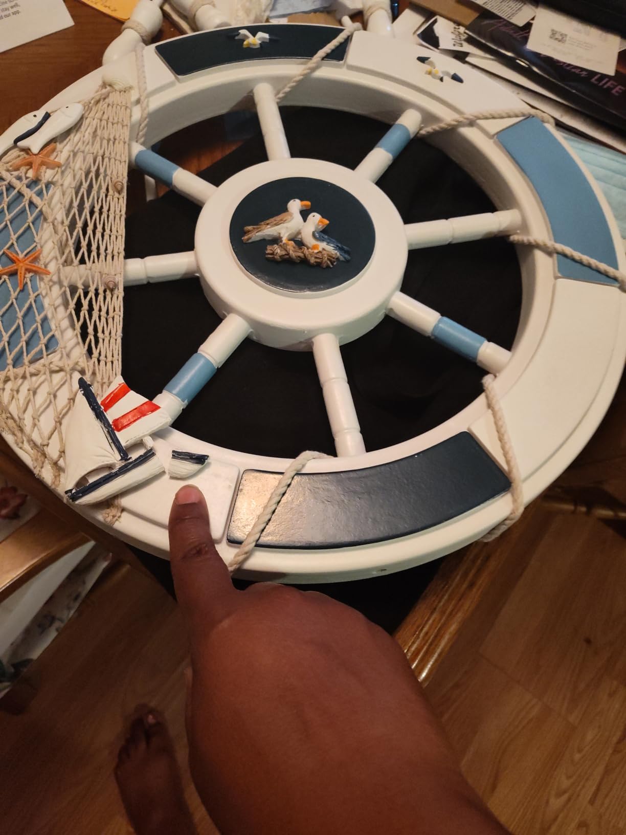 WENDIN Nautical Ship Wheel Wall Decor, 18 in, White and Turquoise, Beach Theme with Seashells and Fish Net (18 inch deep blue) customer photo 1
