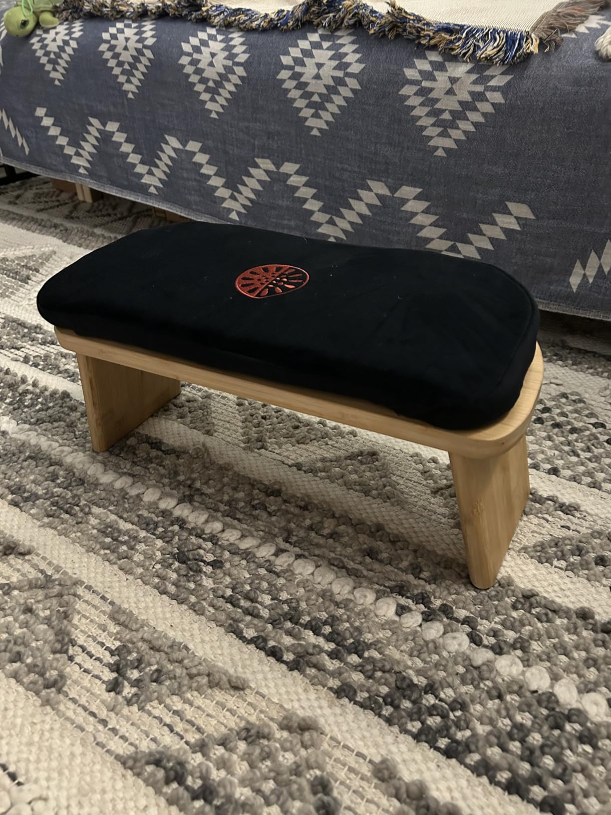 Yoga Dood Meditation Bench - Folding Bamboo Meditation Stool customer photo 1