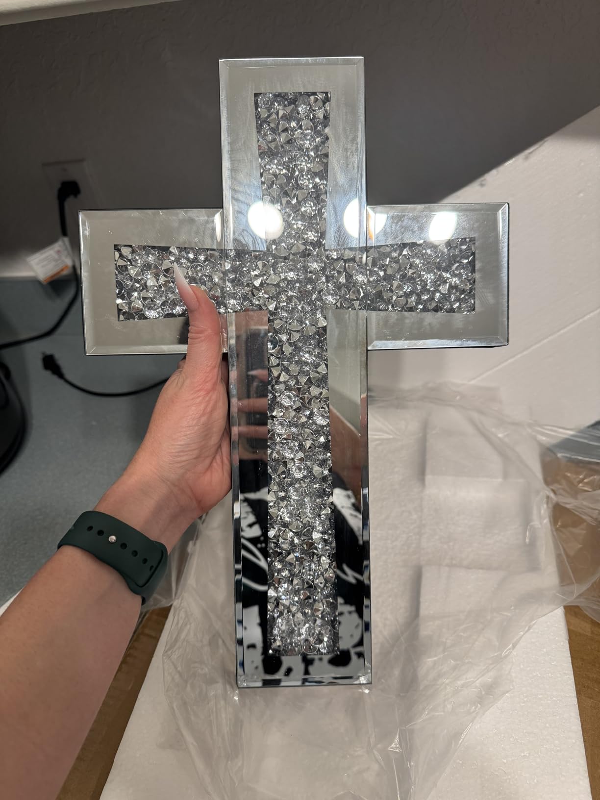 Aeveco Cross Wall Decor, Silver Mirrored Cross for Living Room, Crystal Crush Diamond Mirror Crosses, Religious Wall Art, Home Decor customer photo 2