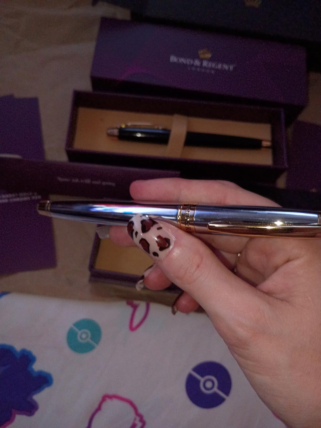 Bond & Regent 24 Karat Gold Luxury Rollerball Pen - Fancy Executive Professional Writing Gift Set for Men & Women, Nice Pens, Gloss Black customer photo 1