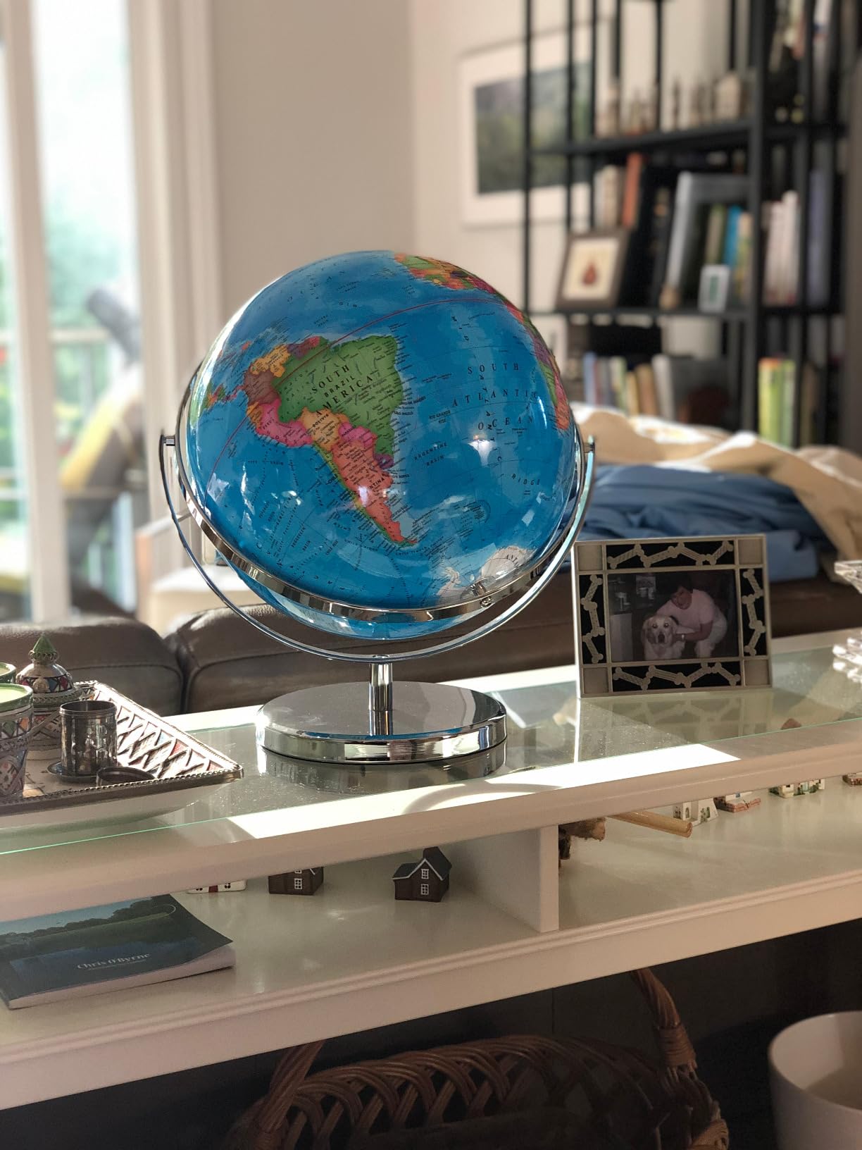 BSHAPPLUS 13inch World Globe with Metal Stand, 720° Full-View Rotation customer photo 1